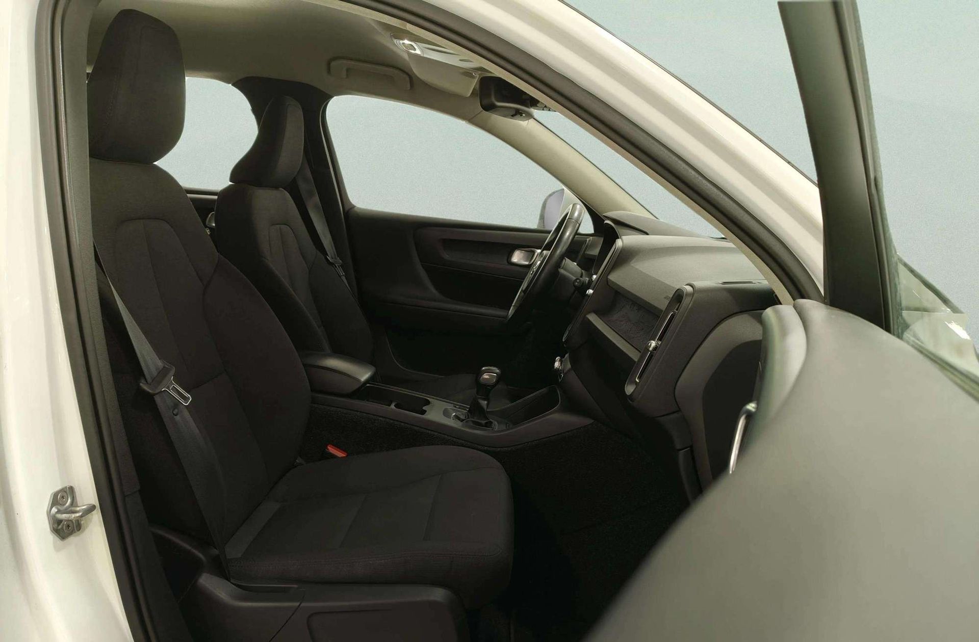 Volvo XC40 T3 - foto 18