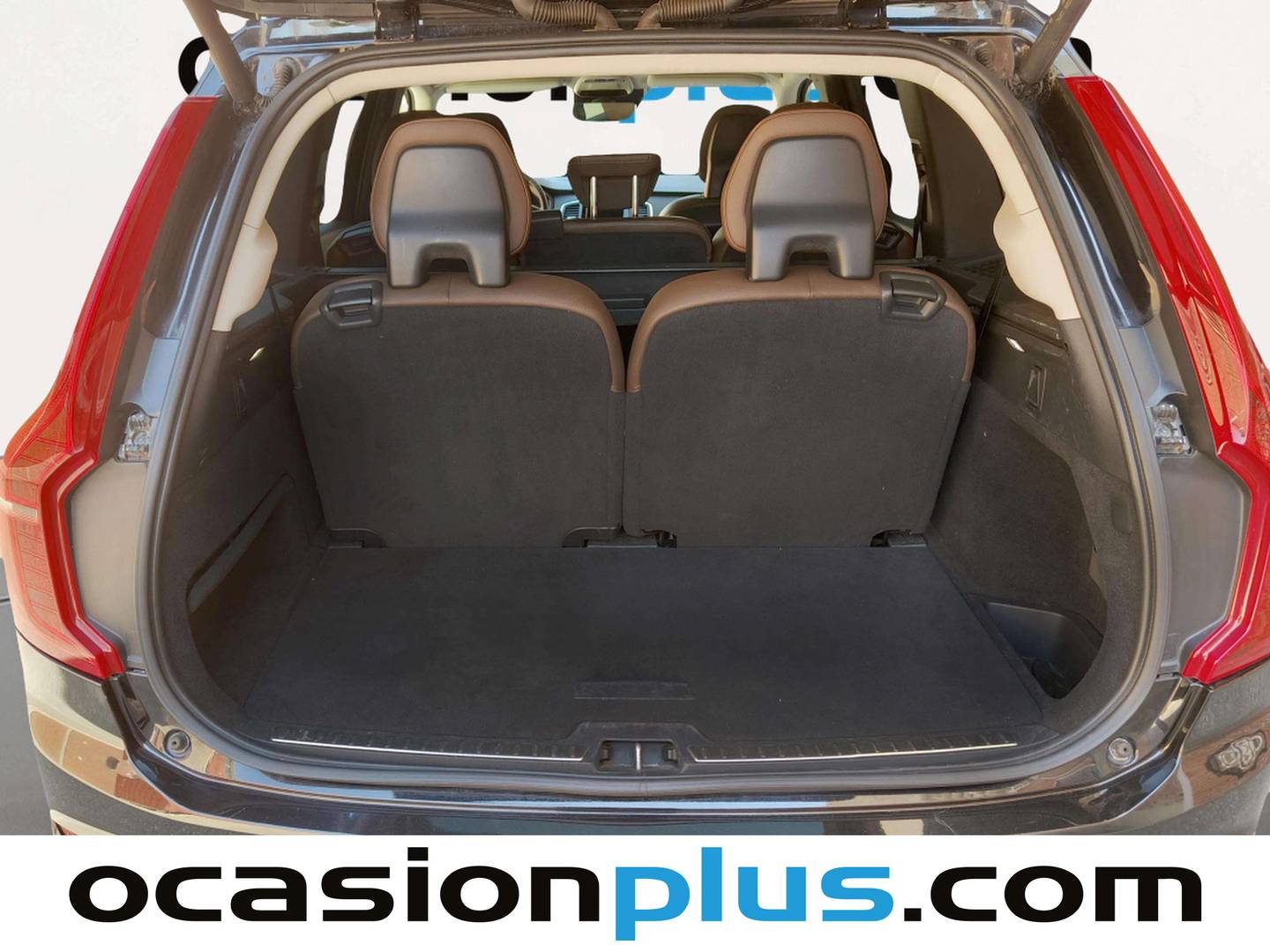 Foto Volvo XC90 Volvo XC90 D5 Momentum AWD Auto (235 CV) 7 Plazas siete plazas