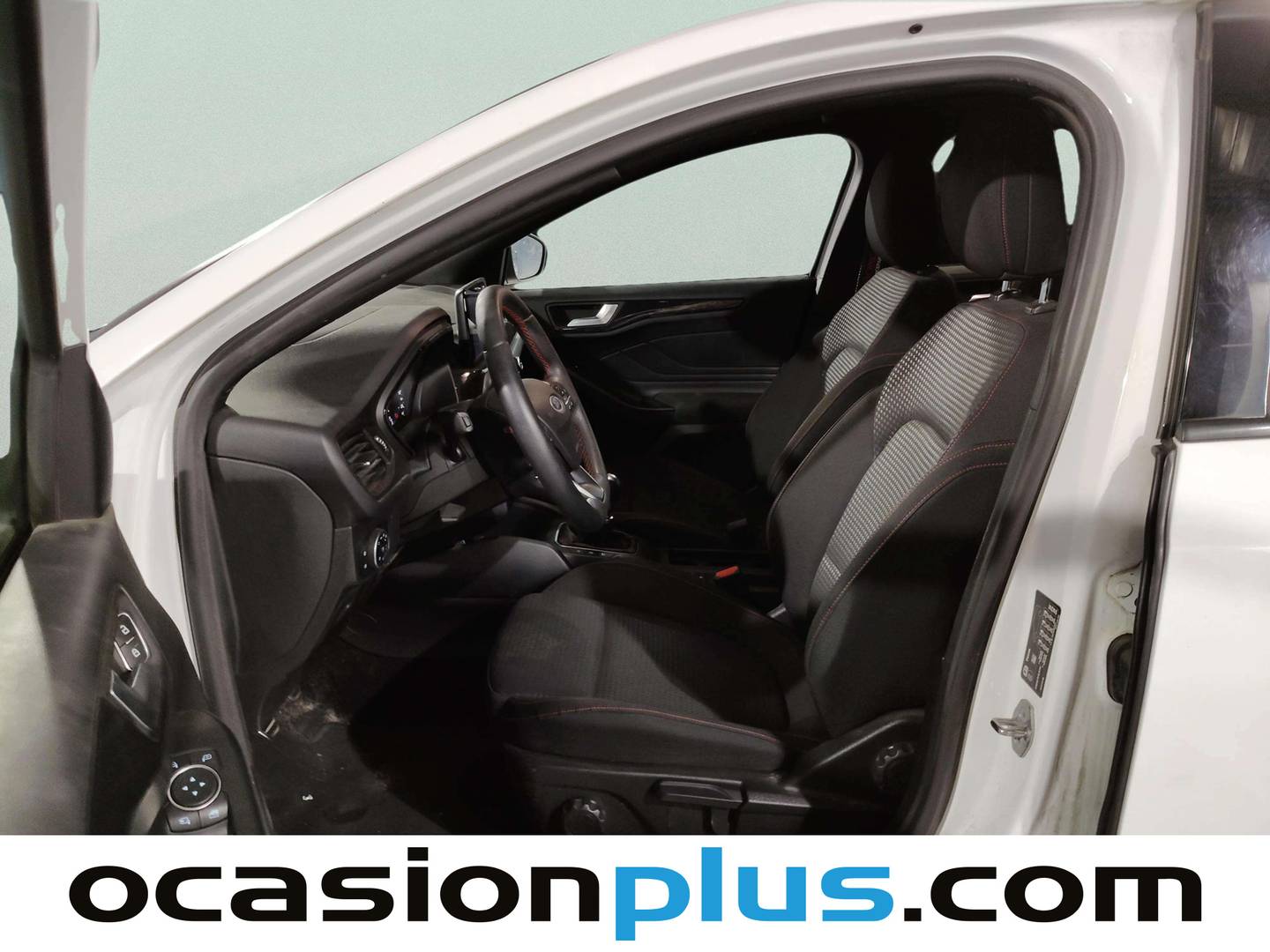 Foto asientos delanteros Ford Focus Ford Focus 1.0 Ecoboost S&S ST-Line (125 CV)