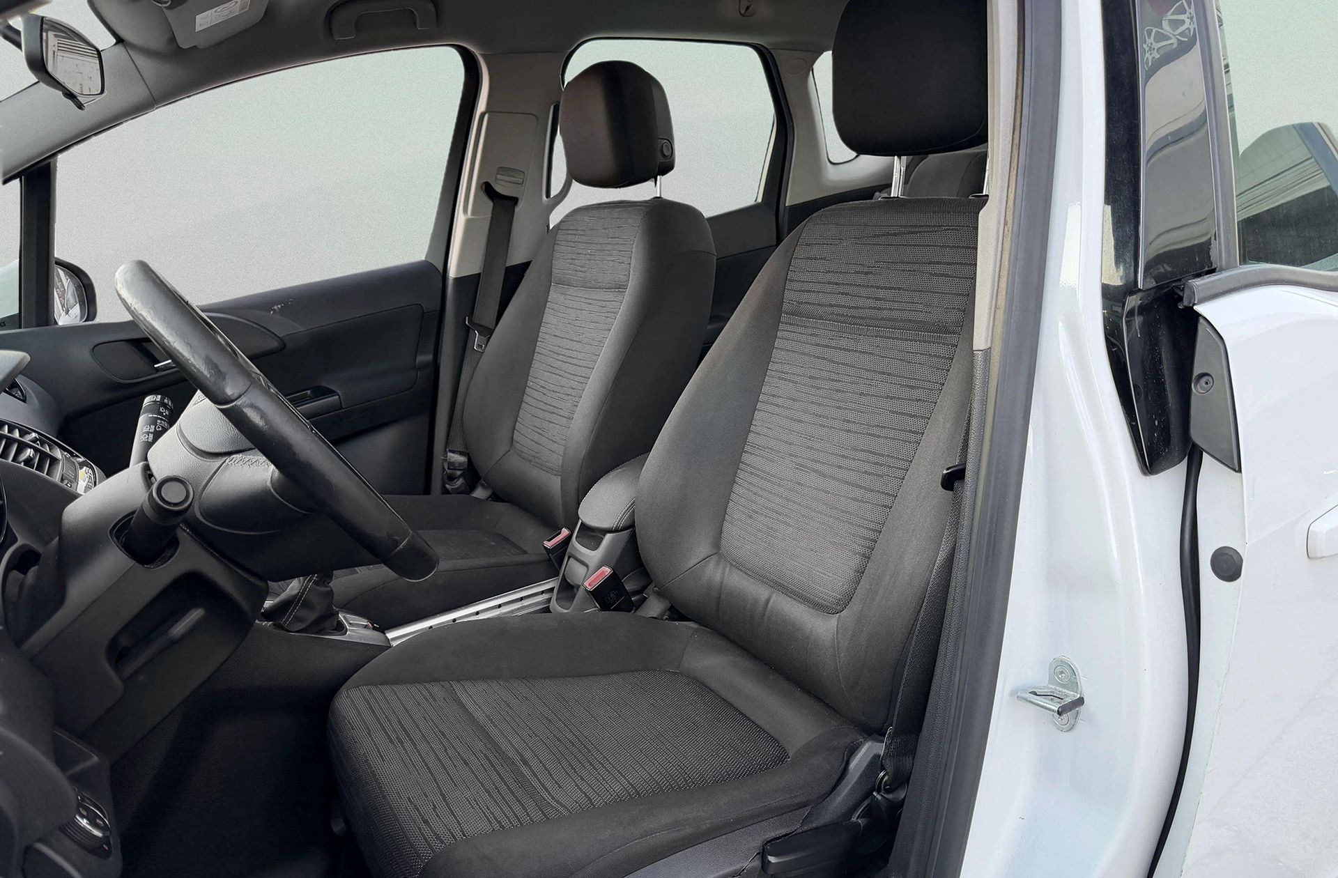 Opel Meriva 1.4 GLP Selective - foto 8