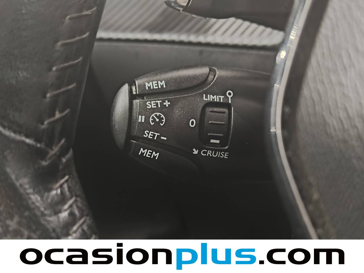 Acabados Peugeot 208 Peugeot 208 PureTech 100 Allure EAT8 (100 CV)