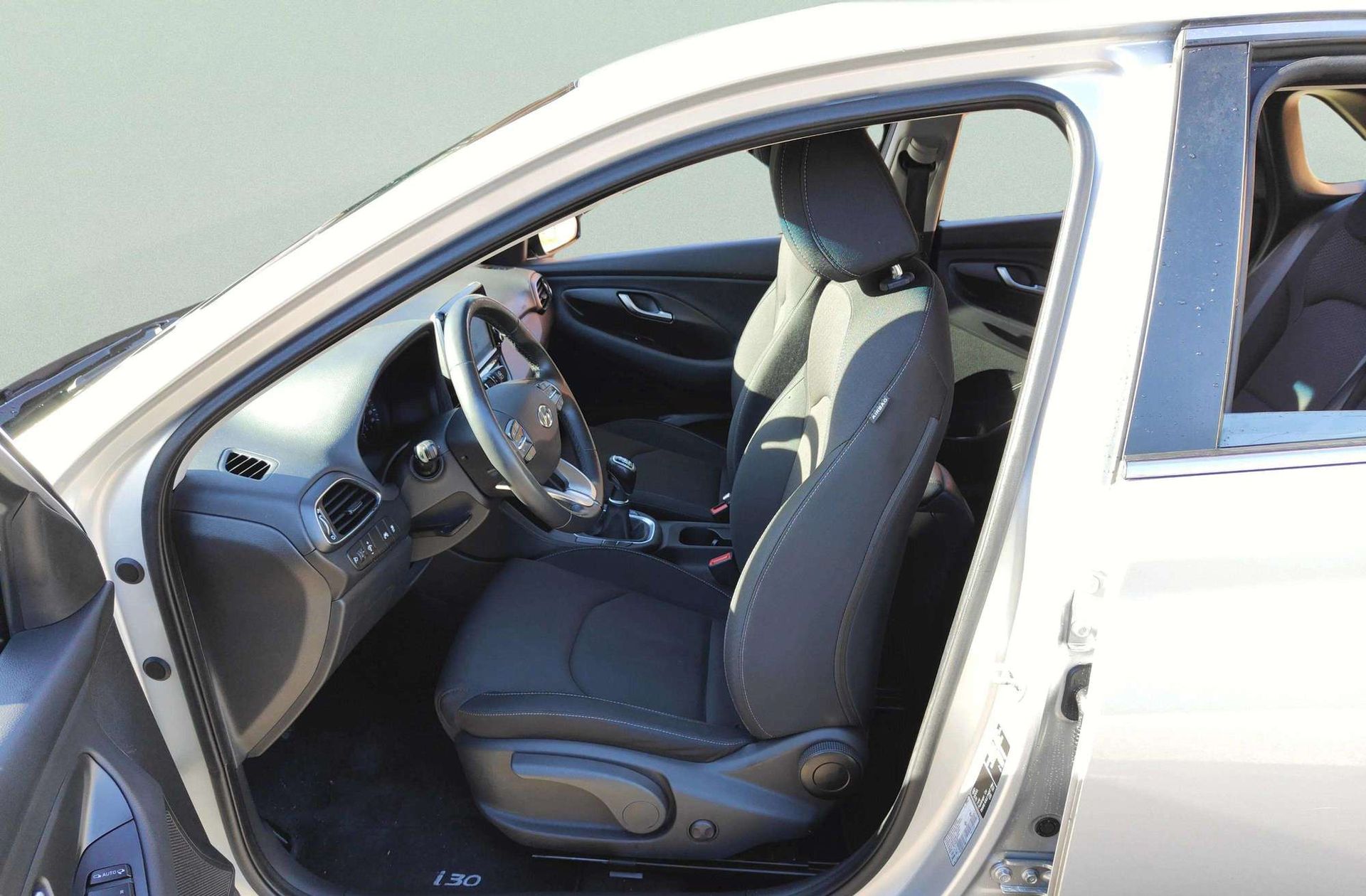 Hyundai i30 1.4 T-GDi Tecno - foto 11