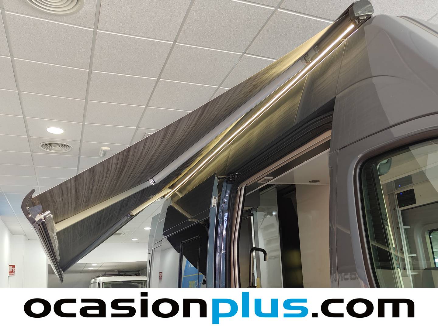 Foto Fiat Ducato Fiat Ducato Furgon Maxi 2.2 Multijet 35 L4H2 (180 CV) Camperizada 4 Plazas