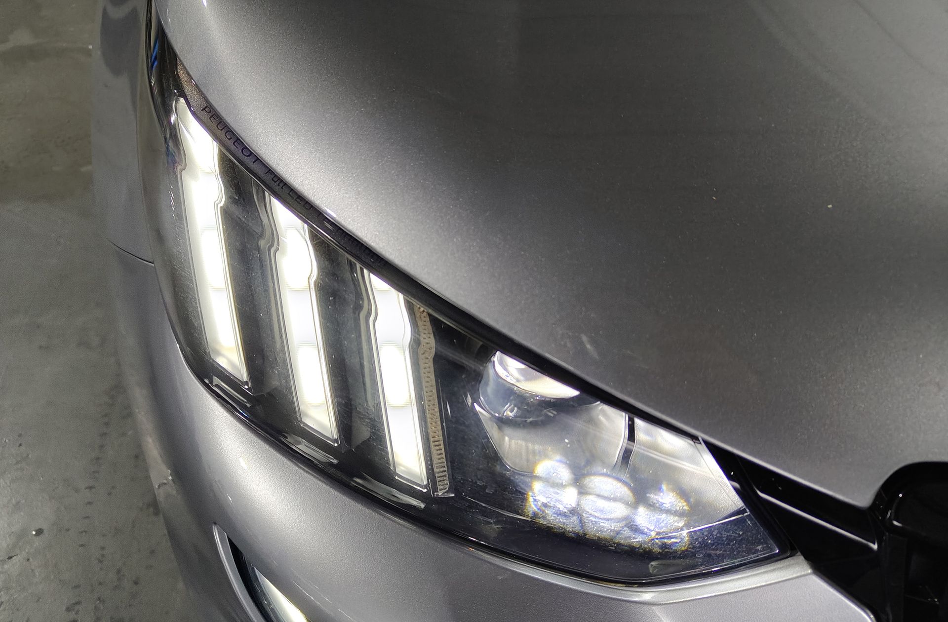 Peugeot 2008 BlueHDi 130 GT EAT8 - foto 18