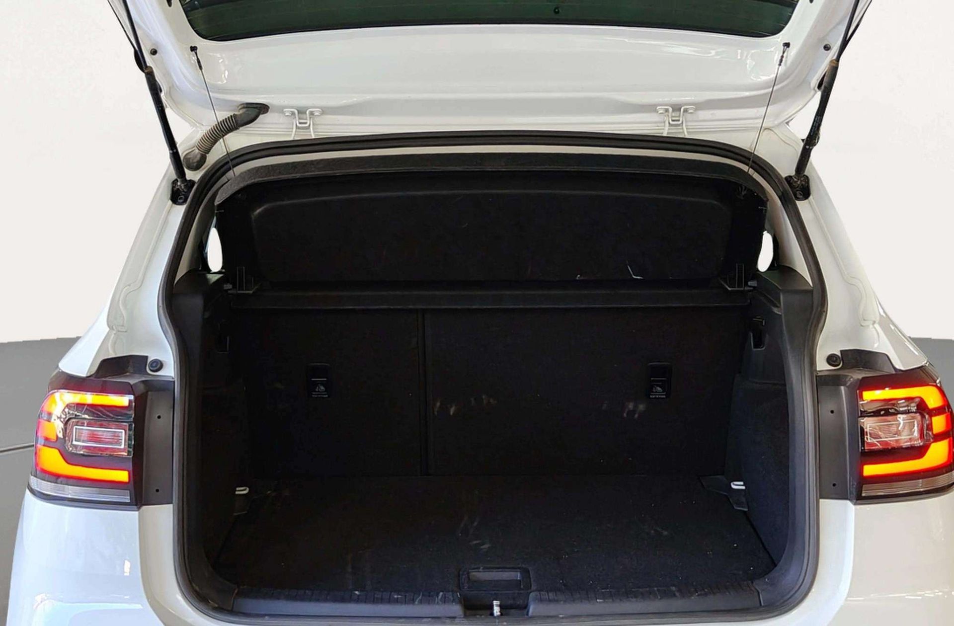 Volkswagen T-Cross Advance 1.0 TSI - foto 15