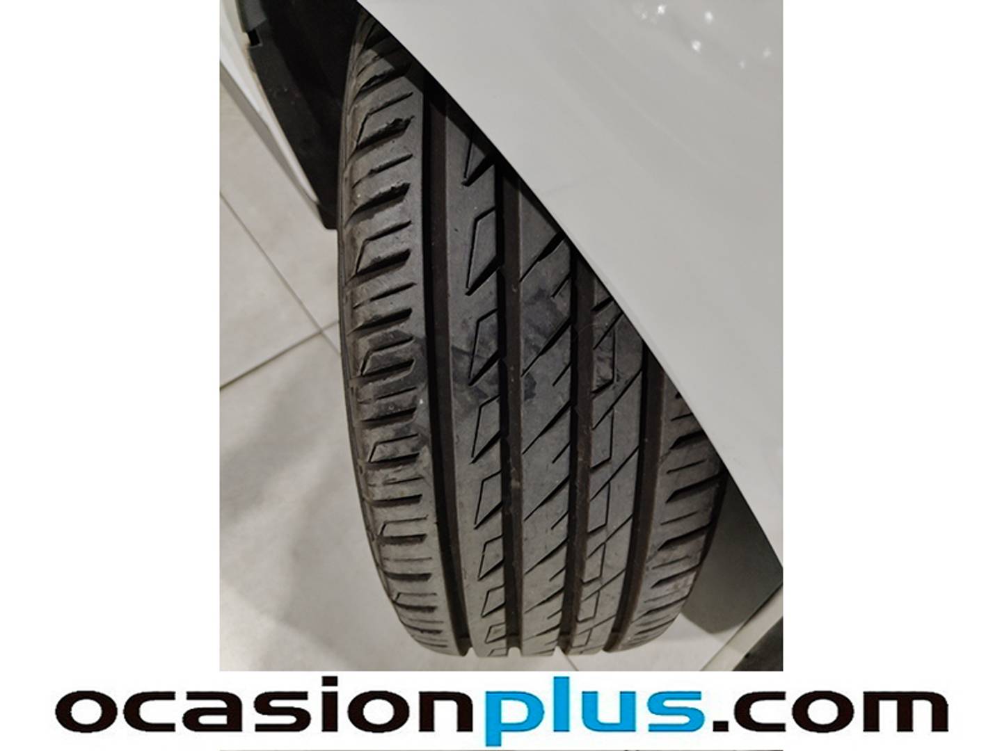 Foto Ford C-Max Ford C-Max 1.0 EcoBoost S&S Titanium (125 CV)