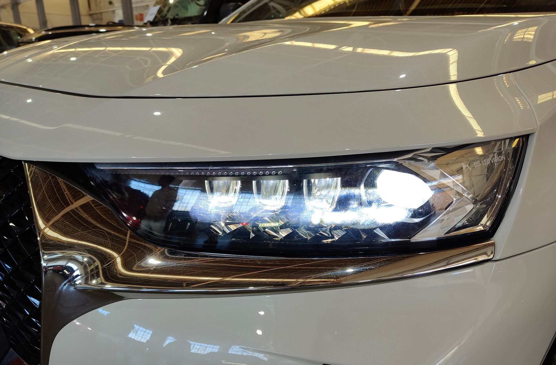 DS DS 7 Crossback La Première THP EAT8 - foto 21
