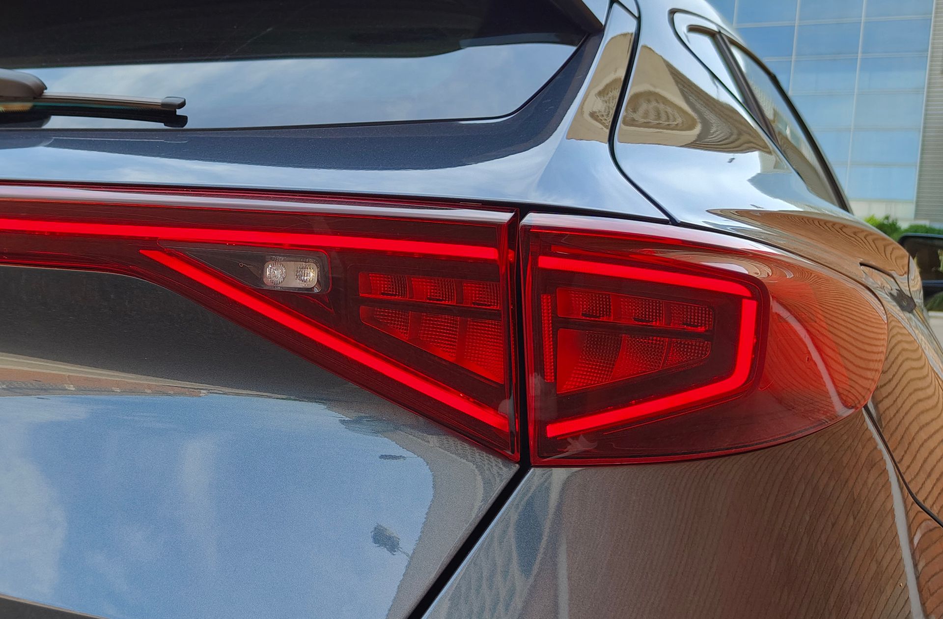 Cupra Formentor 1.4 e-Hybrid DSG - foto 18