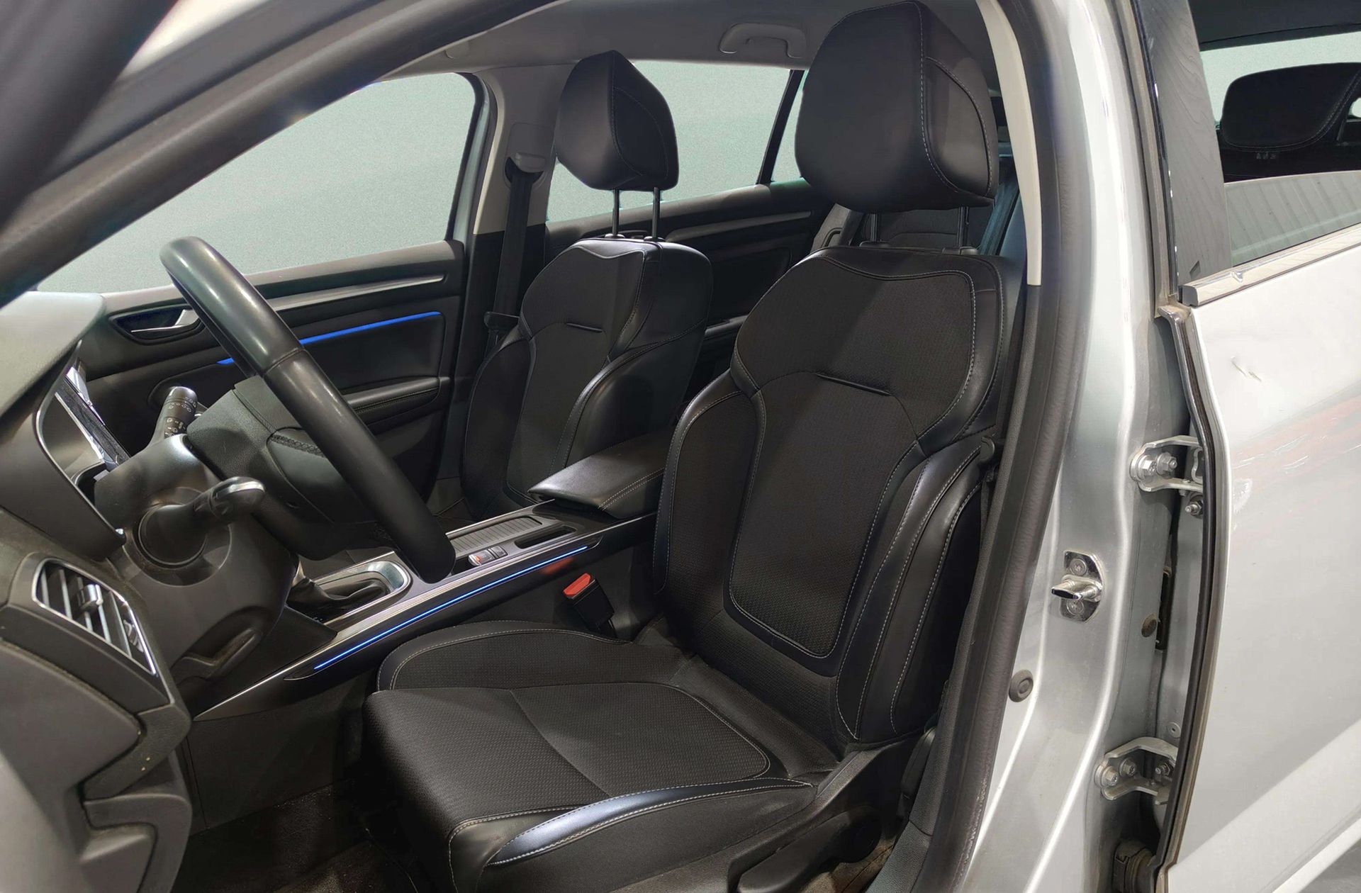 Renault Mégane Techno TCe EDC GPF - foto 12