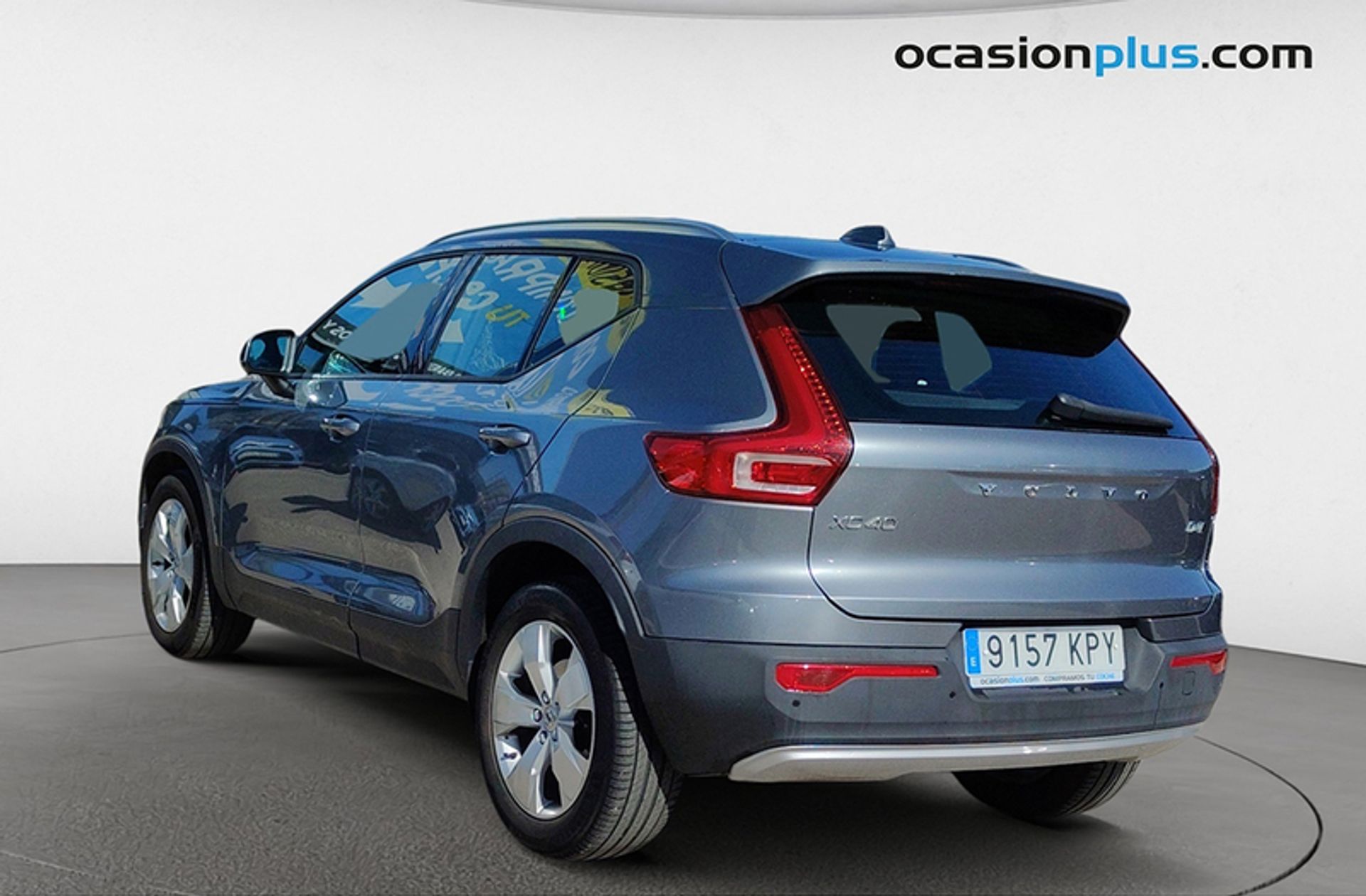 Volvo XC40 D4 Momentum AWD - foto 3