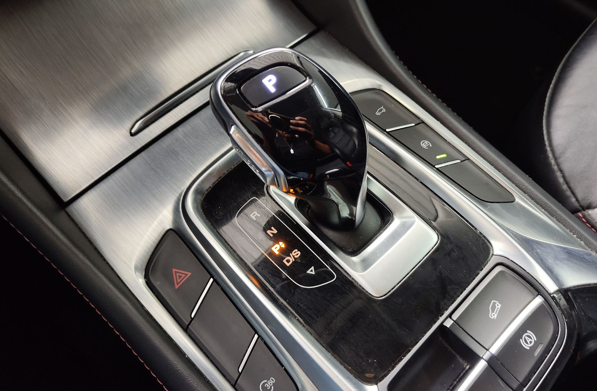 MG HS 1.5 Turbo GDI Luxury DCT - foto 5