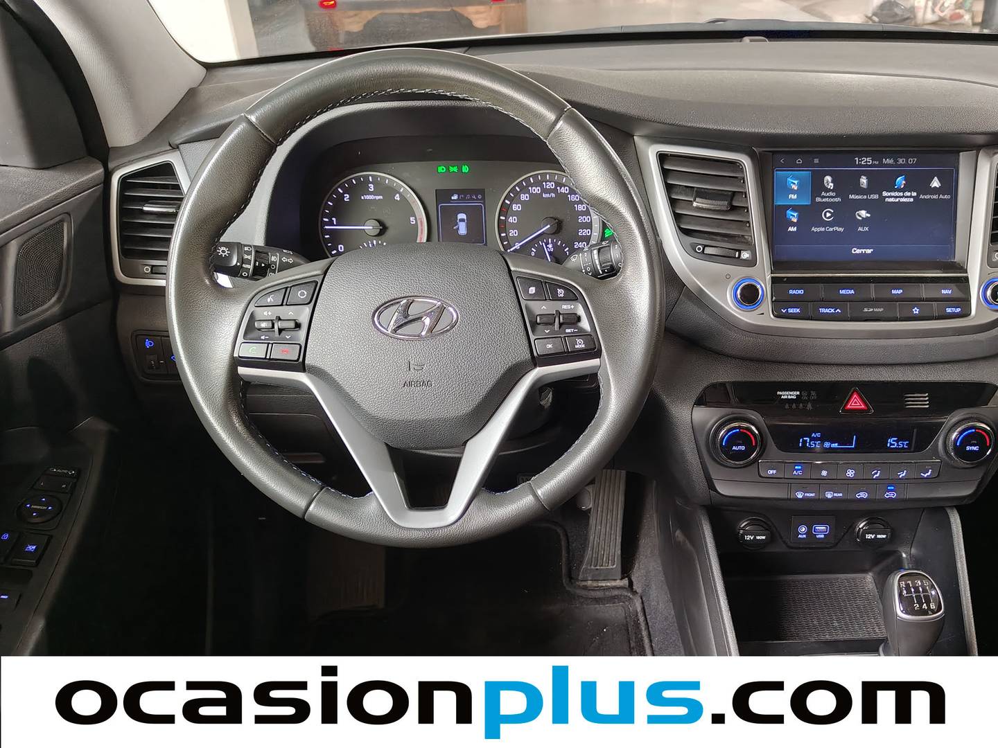Foto Hyundai Tucson Hyundai Tucson 1.7 CRDI BlueDrive Link Sky  4x2 (115 CV)