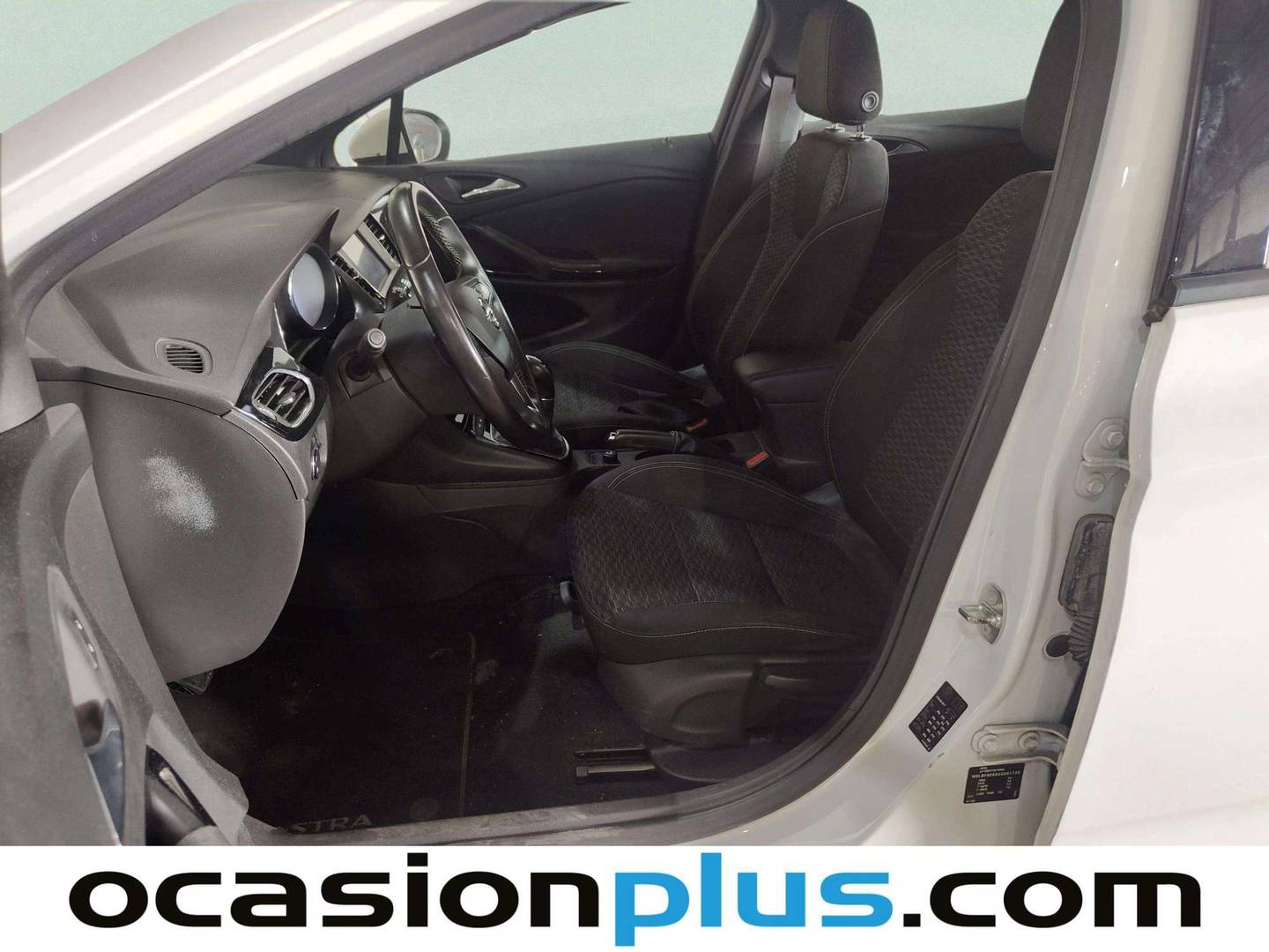Foto asientos delanteros Opel Astra Opel Astra 1.6 CDTi Dynamic (110 CV)