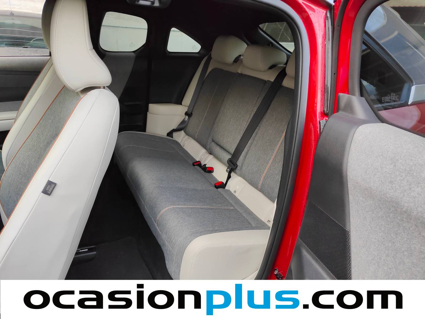 Foto Mazda MX-30 Mazda MX-30 e-Skyactive 1st Ed.Modern (146 CV)