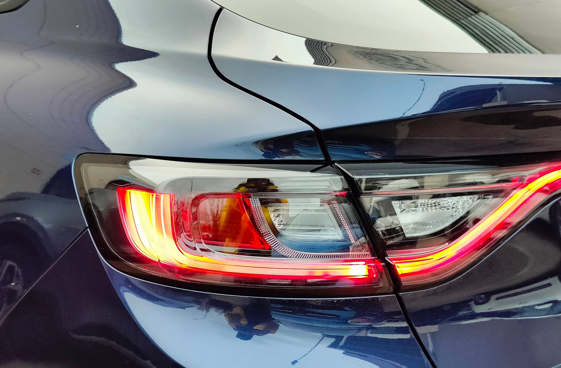 Renault Arkana Esprit Alpine E-Tech Híbrido - foto 17
