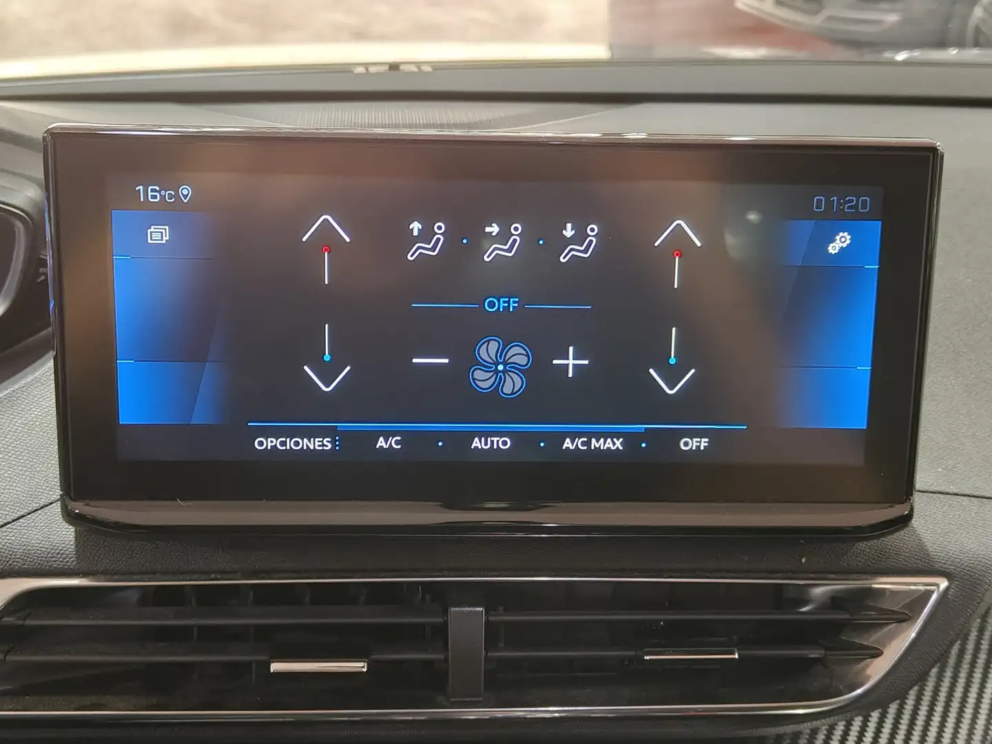 Foto Peugeot 5008 Peugeot 5008 PureTech 130 S&S Allure EAT8 (130 CV) 7 Plazas