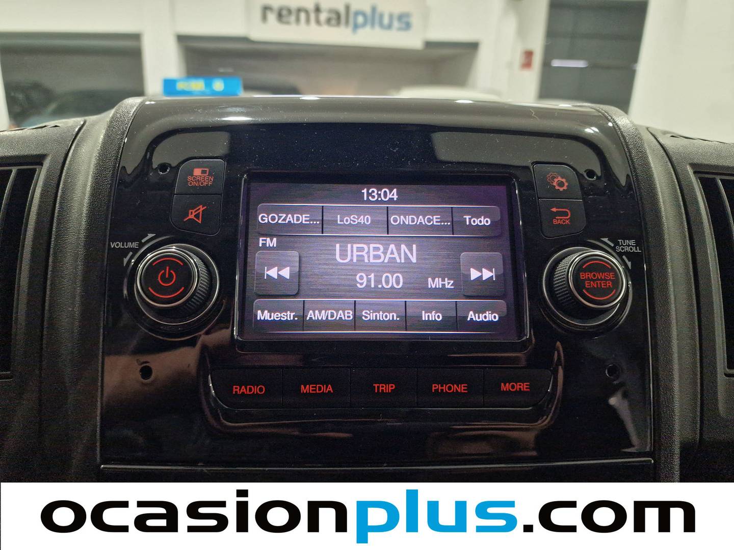 Foto Peugeot Boxer Peugeot Boxer Furgon BlueHDi 140 S&S Pack 330 L1 H1 (140 CV)