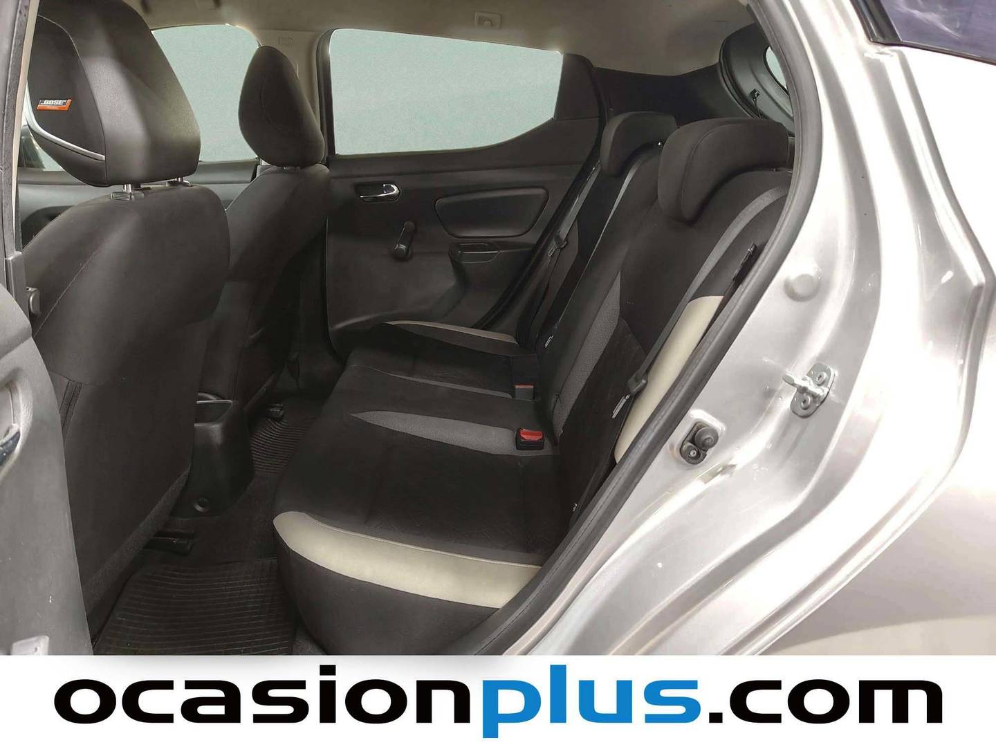 Foto asientos traseros Nissan Micra Nissan Micra IG-T N-Connecta (100 CV)