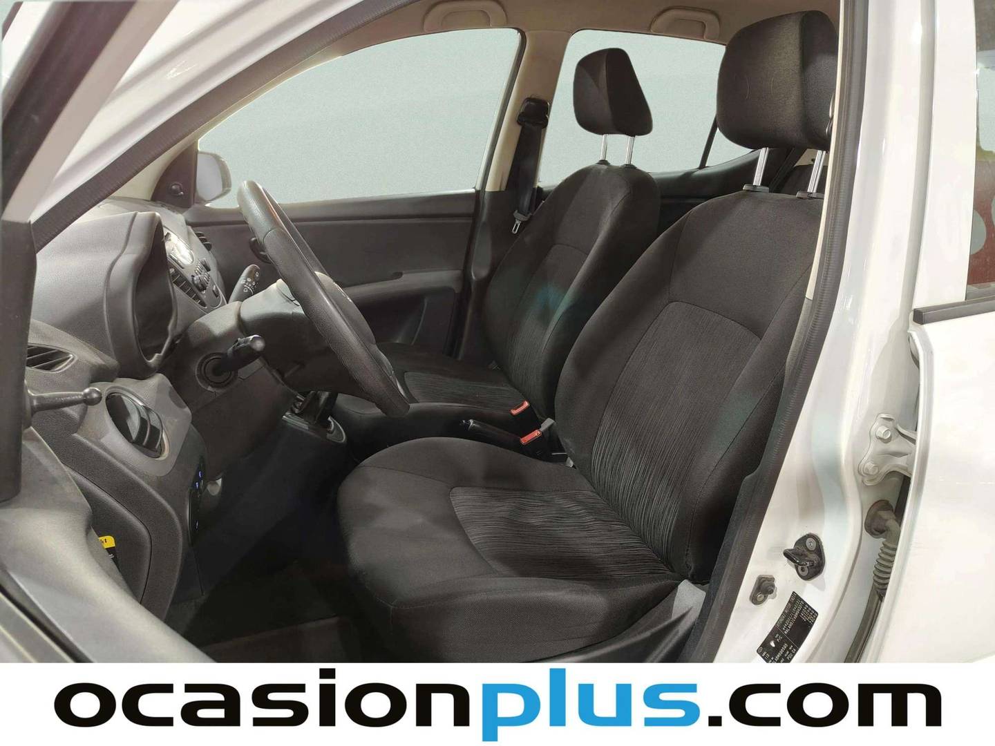 Foto asientos delanteros Hyundai i10 Hyundai i10 1.2 Comfort (85 CV)