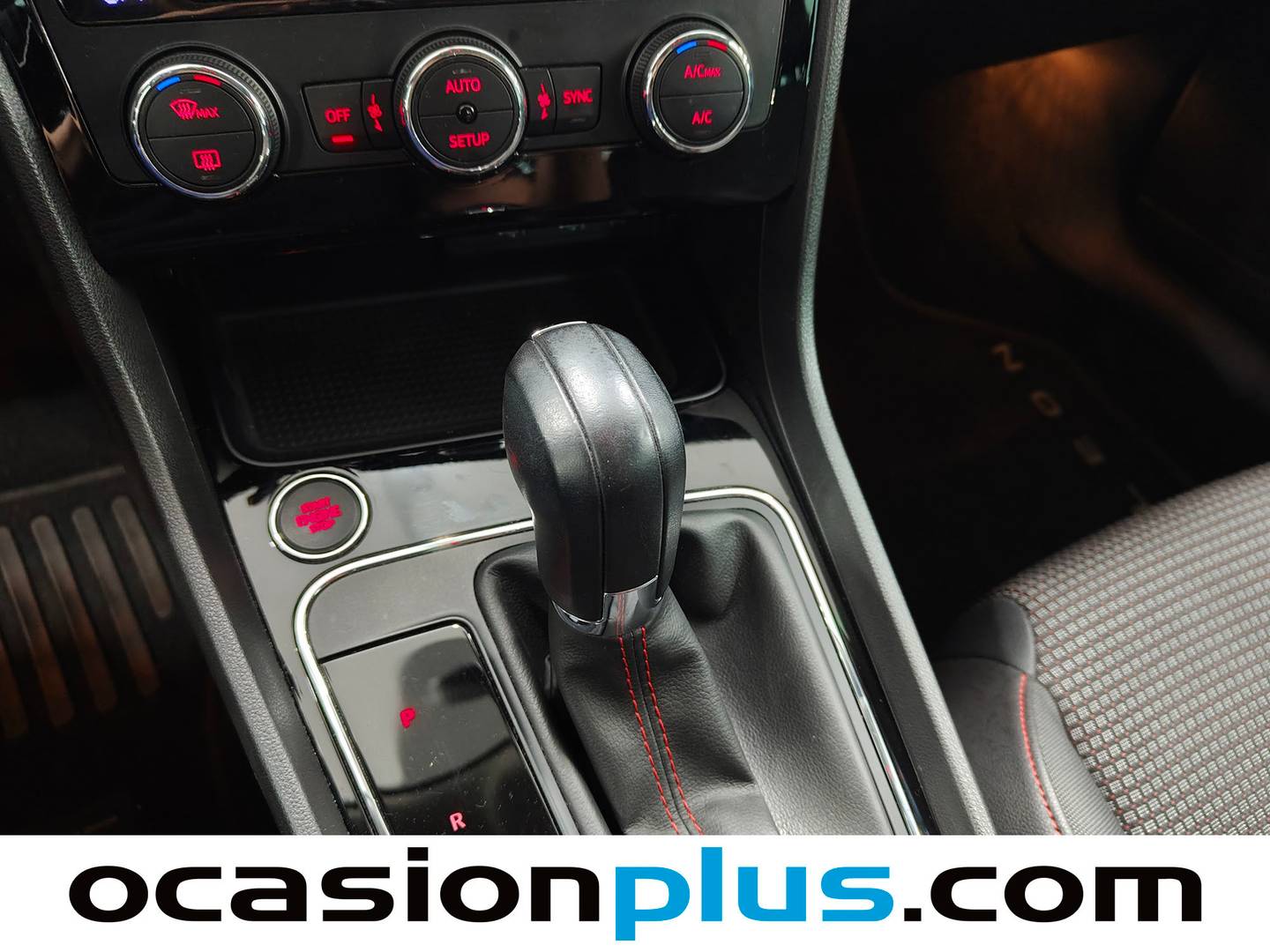 Seat León Seat León 2.0 TSI S&S FR Edition Plus DSG (190 CV) de segunda mano
