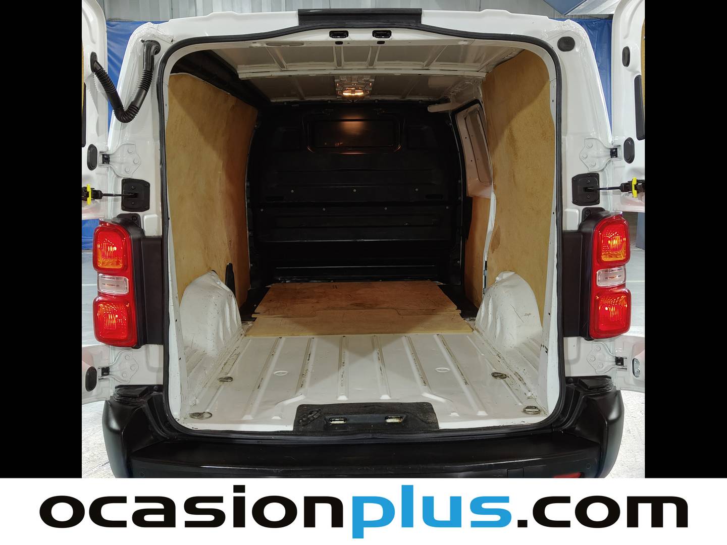 Foto asientos traseros Opel Vivaro Opel Vivaro Furgon 2.0 Diesel L Incrementada Express (122 CV)