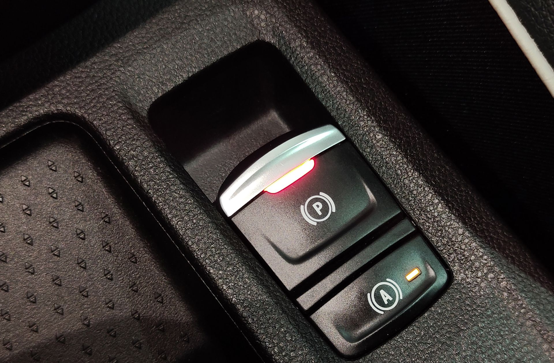 Renault Captur Zen TCe Micro Híbrido GPF - foto 28