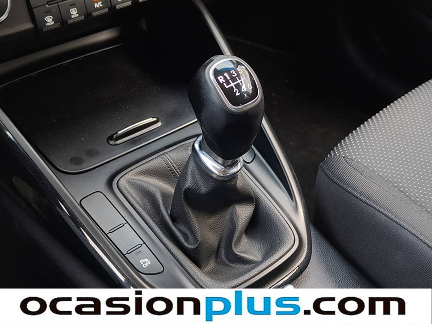 Foto KIA Carens Kia Carens 1.7 CRDi VGT Eco-Dynamic Drive (115 CV) 7 Plazas