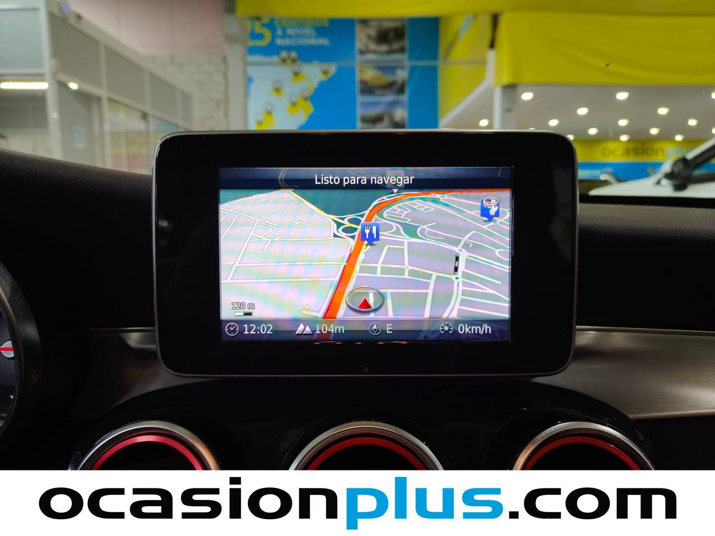 Equipamiento del Mercedes Clase C Mercedes-Benz Clase C 220 d  (170 CV)