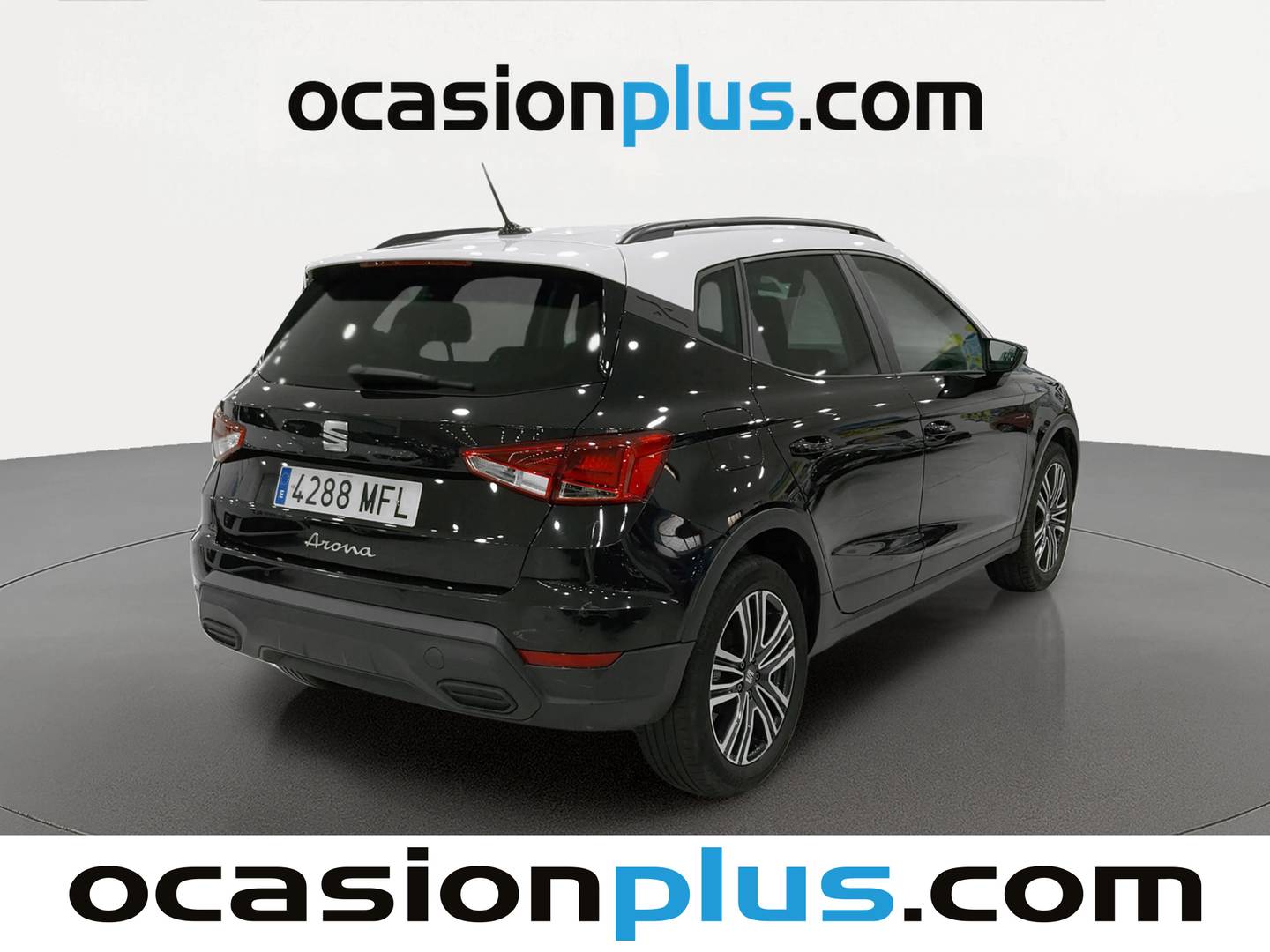 Foto trasera Seat Arona SEAT Arona 1.0 TSI Style XM (110 CV) derecha