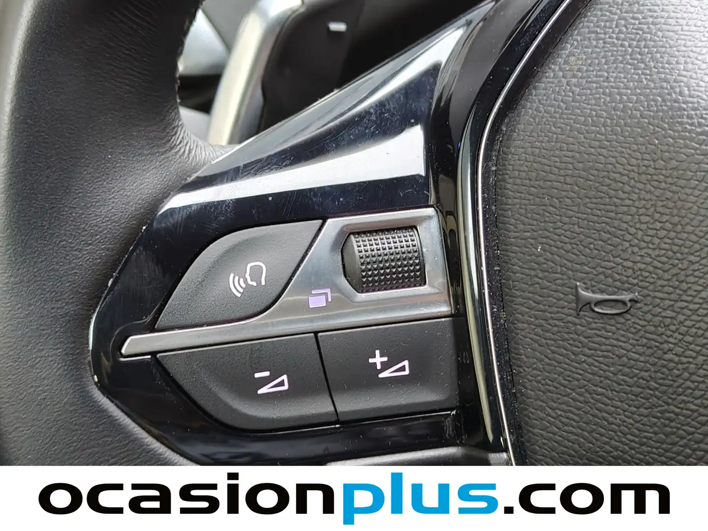 Foto Peugeot 3008 Peugeot 3008 PureTech 130 S&S Allure Pack EAT8 (130 CV)