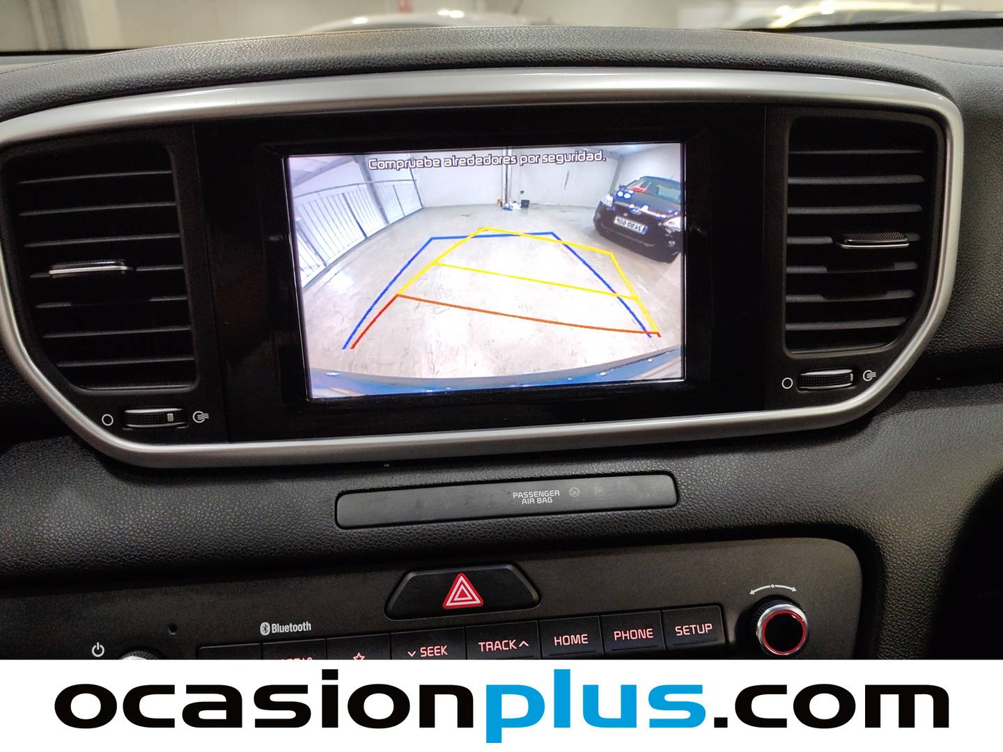 Equipamiento del KIA Sportage KIA Sportage 1.6 MHEV Concept 4x2 (115 CV)