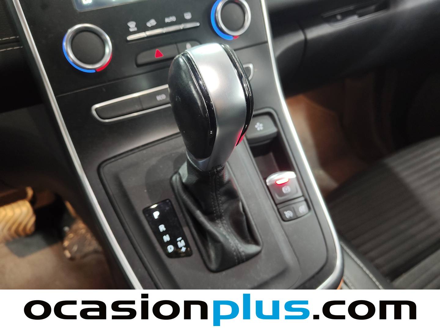 Renault Grand Scénic Renault Grand Scenic Zen TCe (140 CV) EDC GPF 7 Plazas de segunda mano