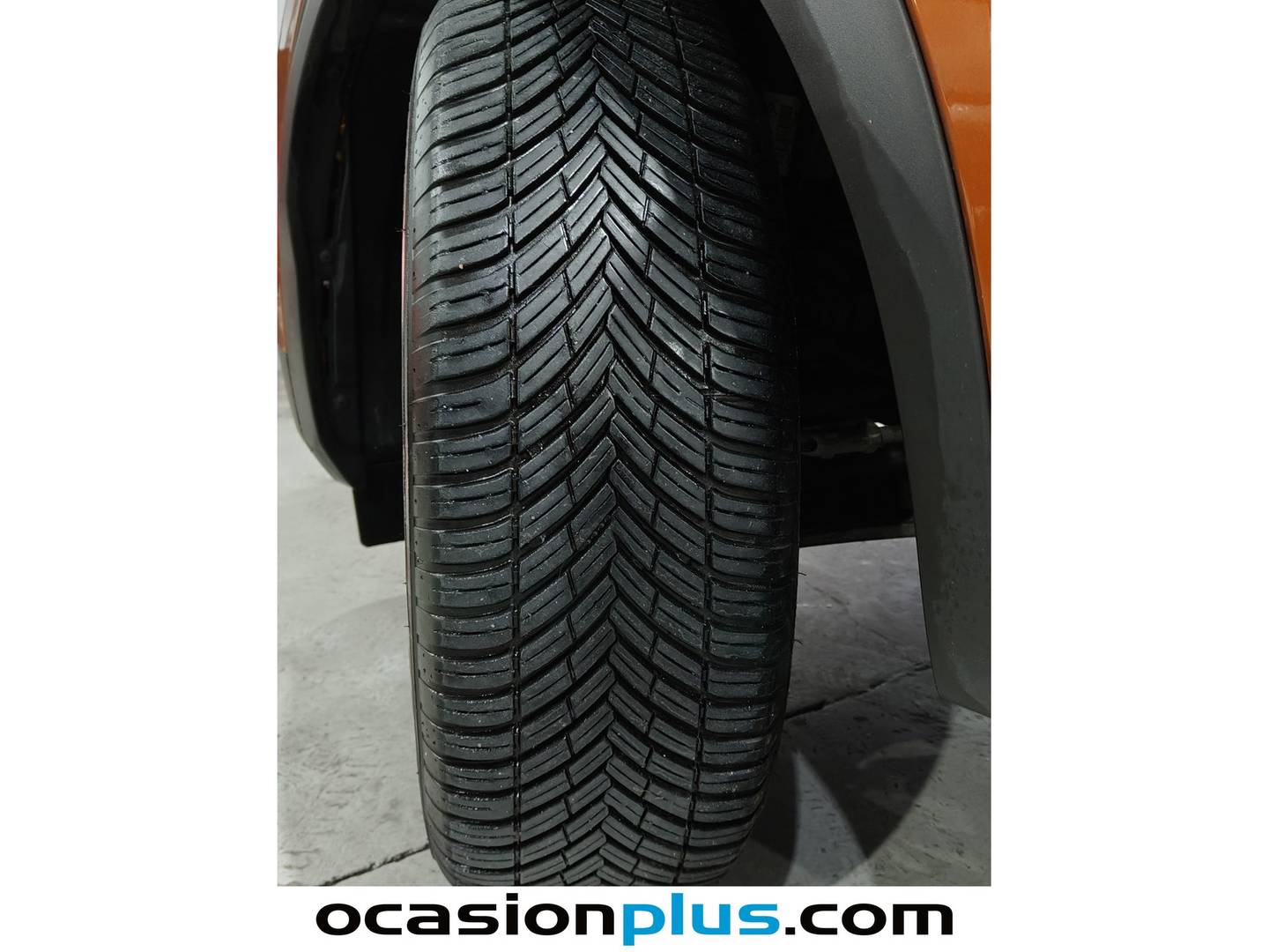 Foto Peugeot 2008 Peugeot 2008 BlueHDi 100 Allure (100 CV)