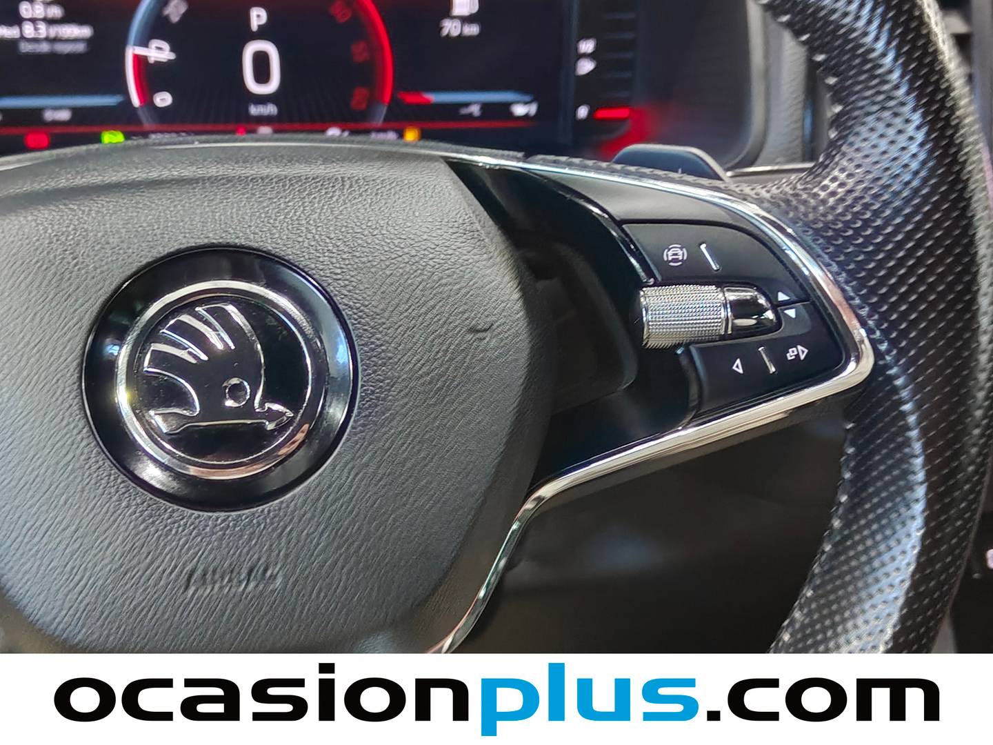 Foto Skoda Karoq Skoda Karoq 2.0 TDI Sportline DSG (115 CV)