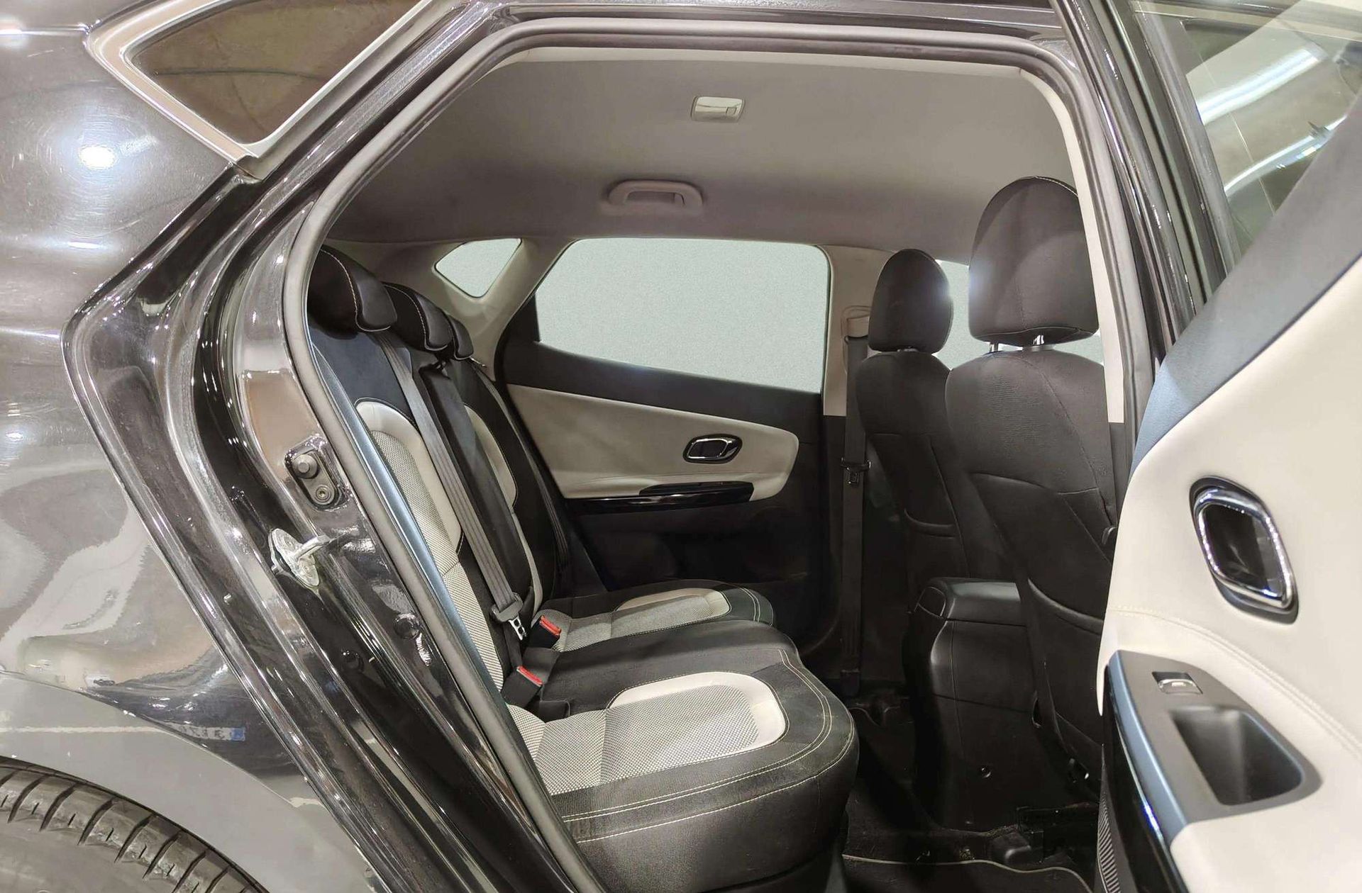 Kia Ceed 1.6 CRDi VGT x-Tech16 Eco-Dynamics - foto 14