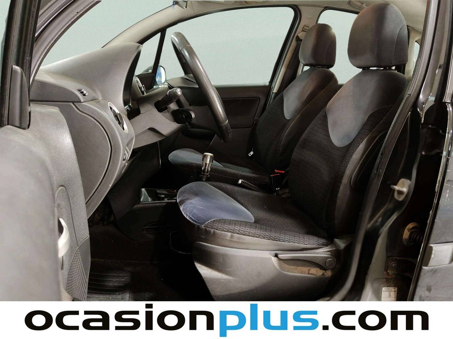 Foto asientos delanteros Citroën C3 Citroën C3 1.4i Audace (75 CV)