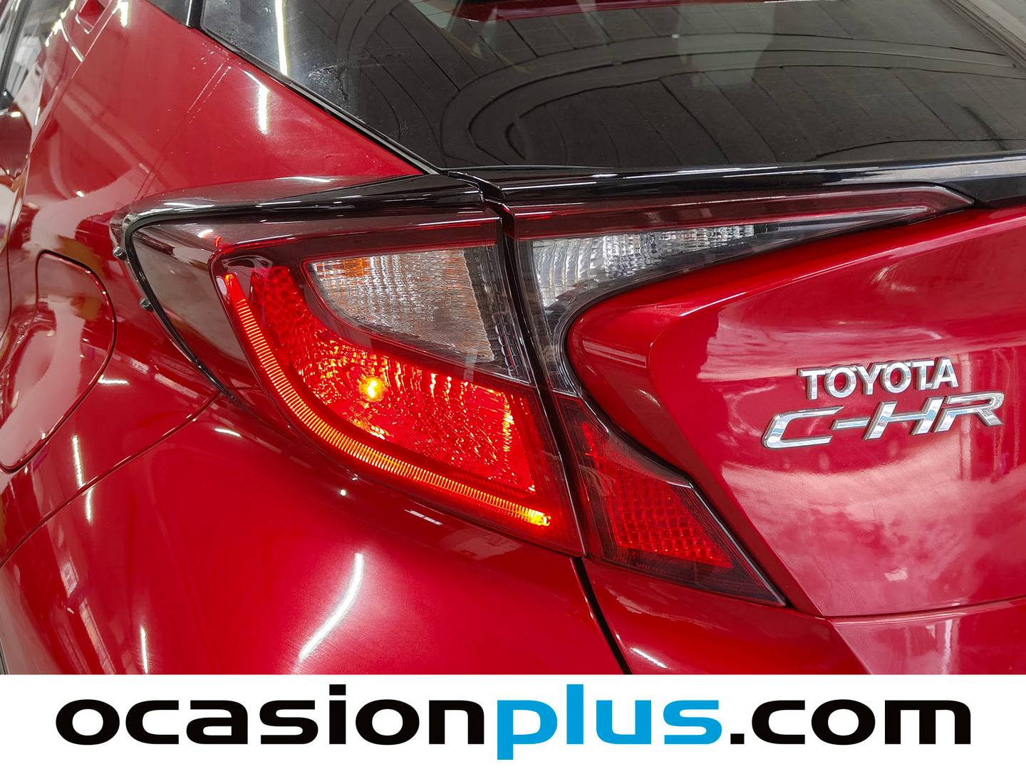 Foto Toyota C-HR Toyota C-HR 180H Advance  (184 CV)