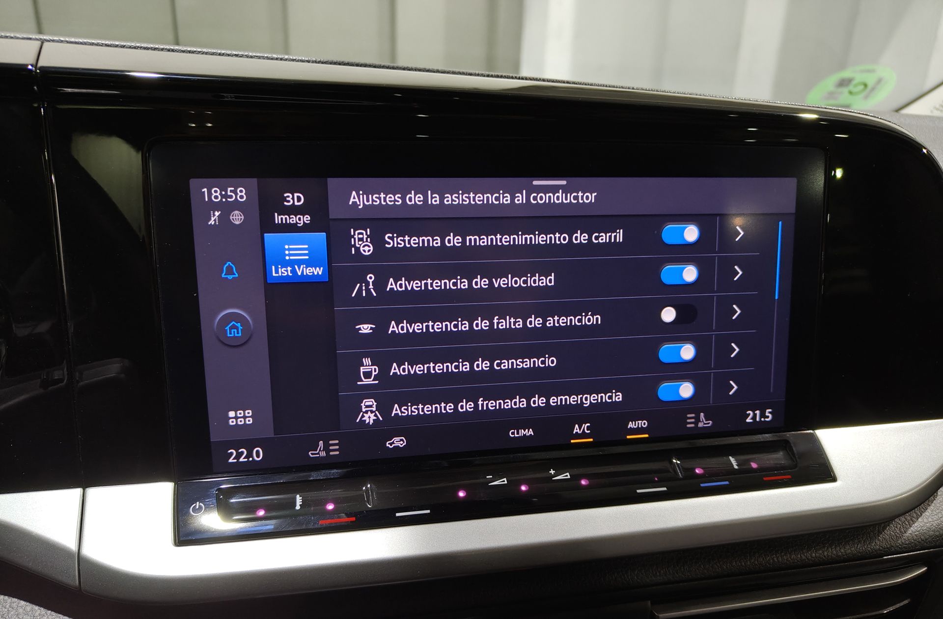 Ford Grand Tourneo Connect 2.0 EcoBlue Titanium - foto 35