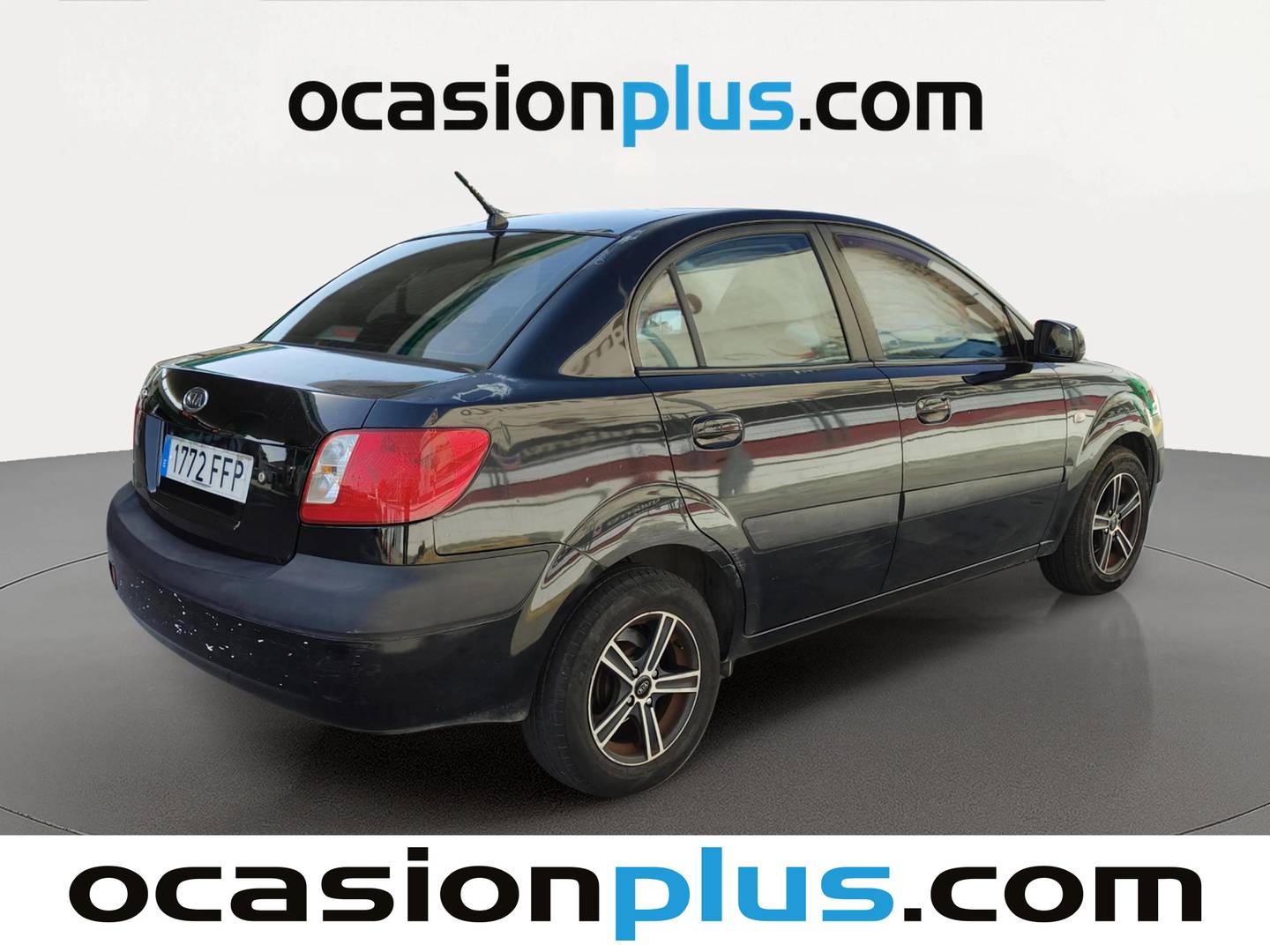 Foto trasera KIA Rio KIA Rio 1.4 DOHC EXI (94 CV) derecha