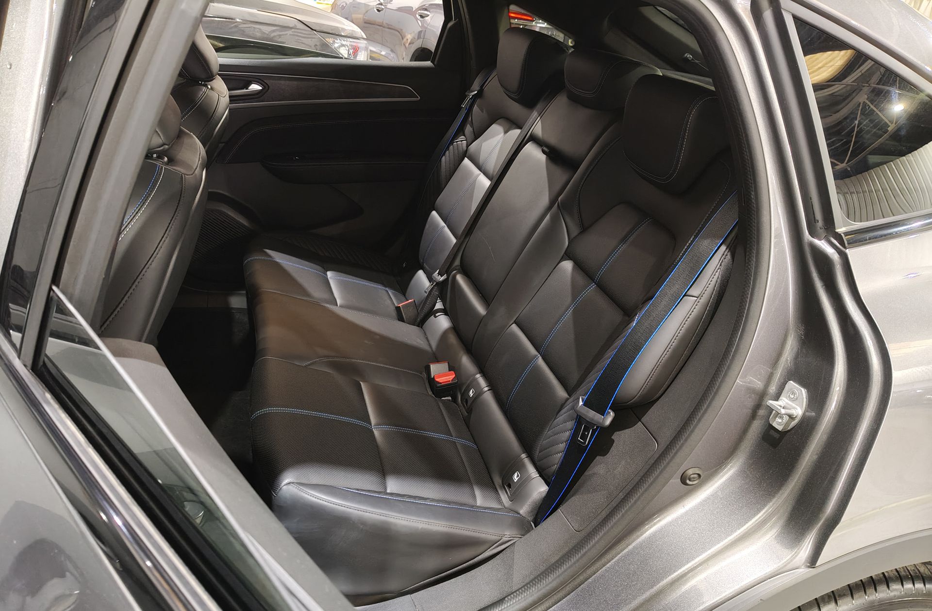 Renault Arkana Esprit Alpine E-Tech Híbrido - foto 15