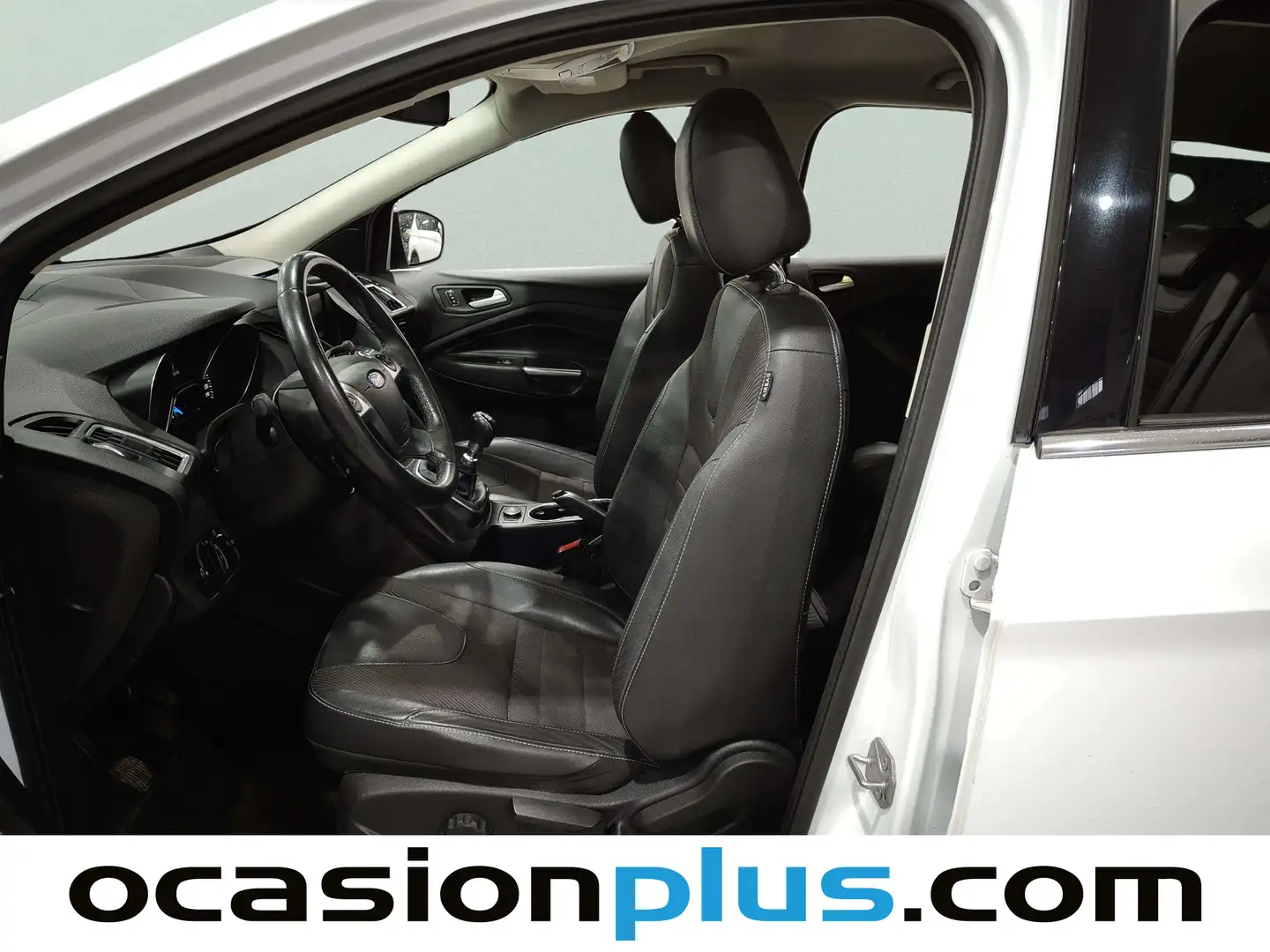 Foto Ford Kuga Ford Kuga 2.0 TDCI S&S Titanium 4x2 (120 CV)