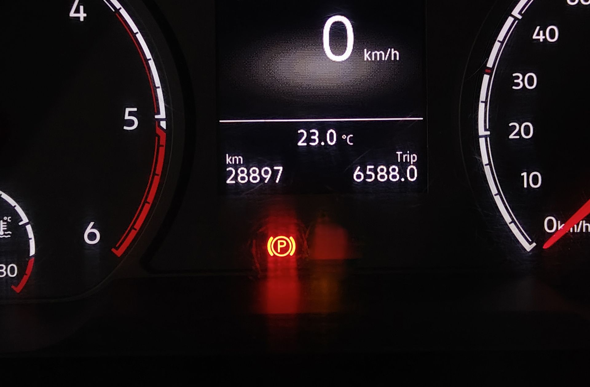 Volkswagen Caddy Cargo 2.0 TDI - foto 7