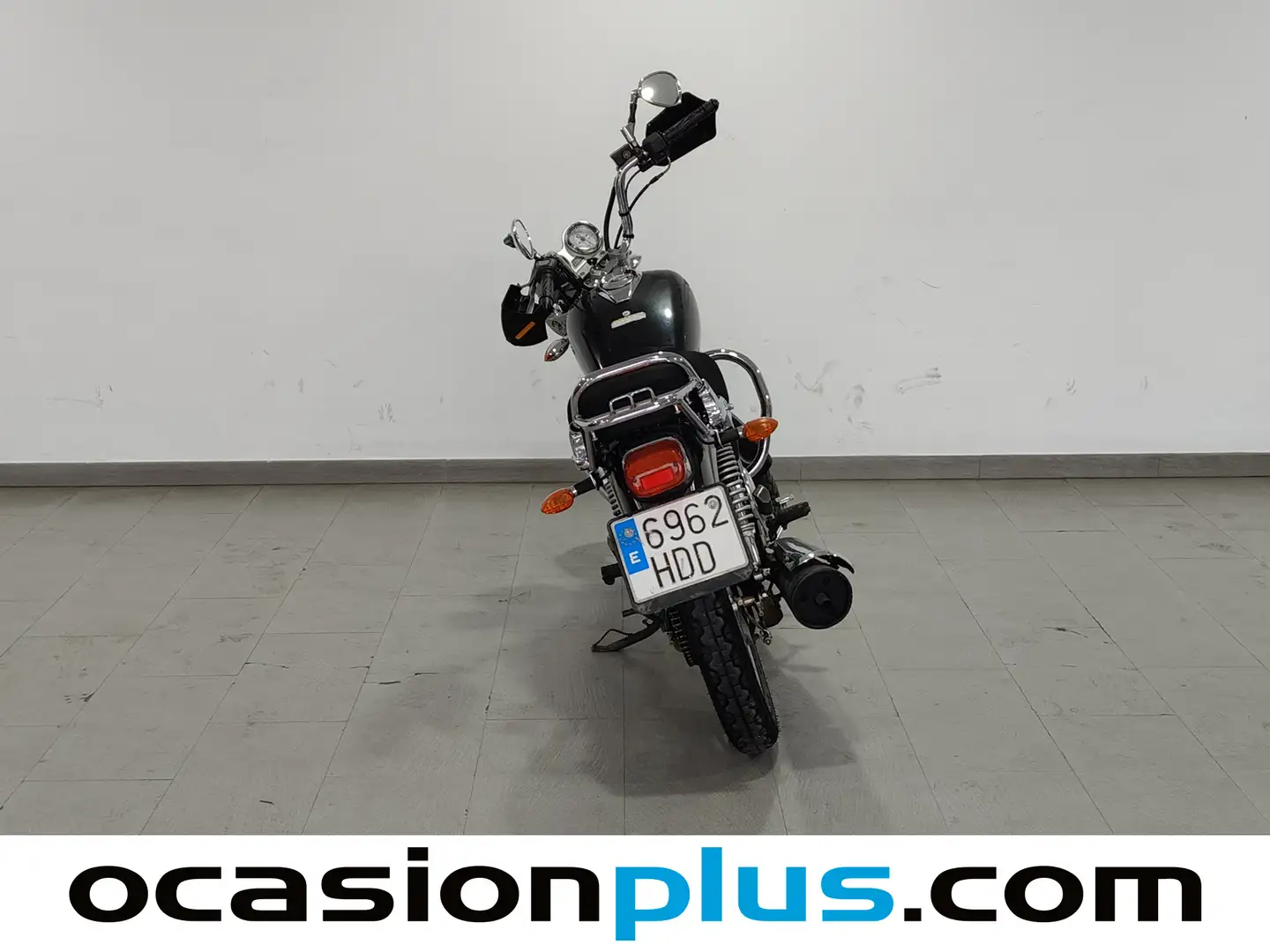 Foto Yamaha YB 125 Yamaha YB 125 (11 CV)