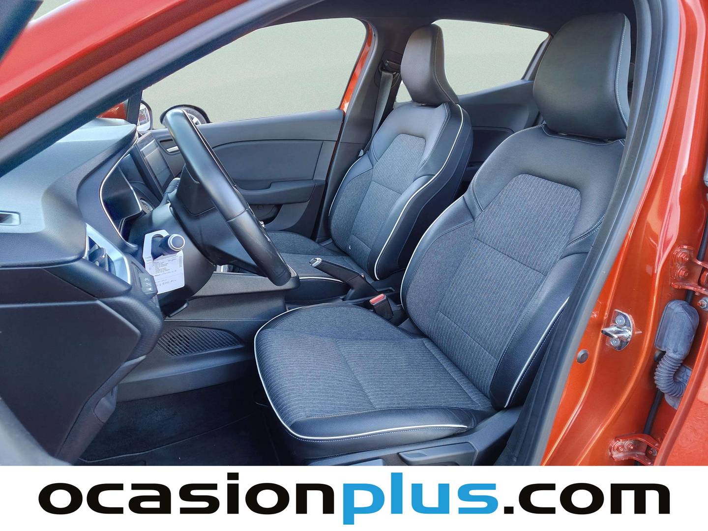 Foto asientos delanteros Renault Clio Renault Clio Zen TCe (130 CV) GPF EDC