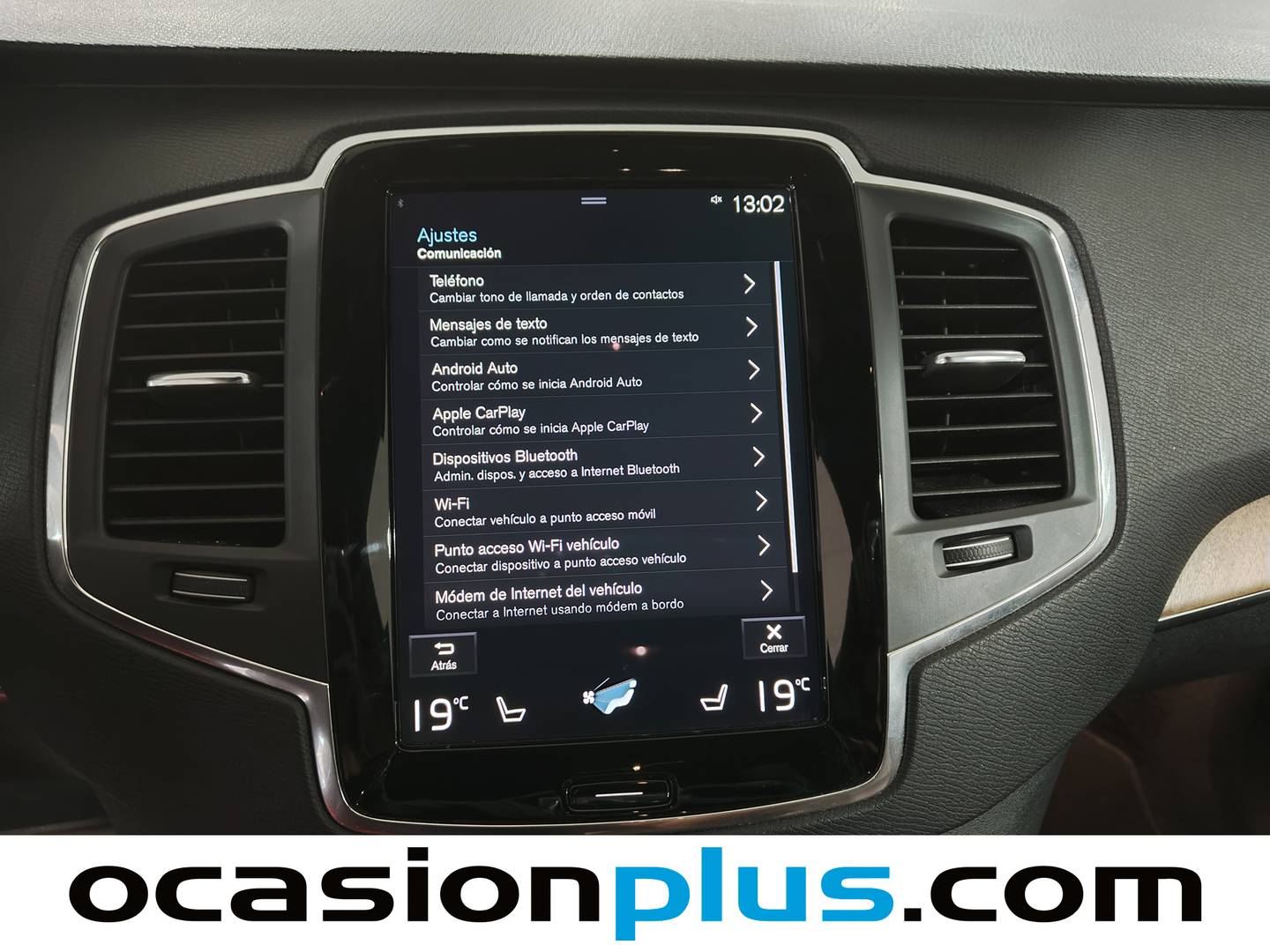 Equipamiento del Volvo XC90 Volvo XC90 B5 G Momentum Pro AWD Auto (250 CV) 7 Plazas