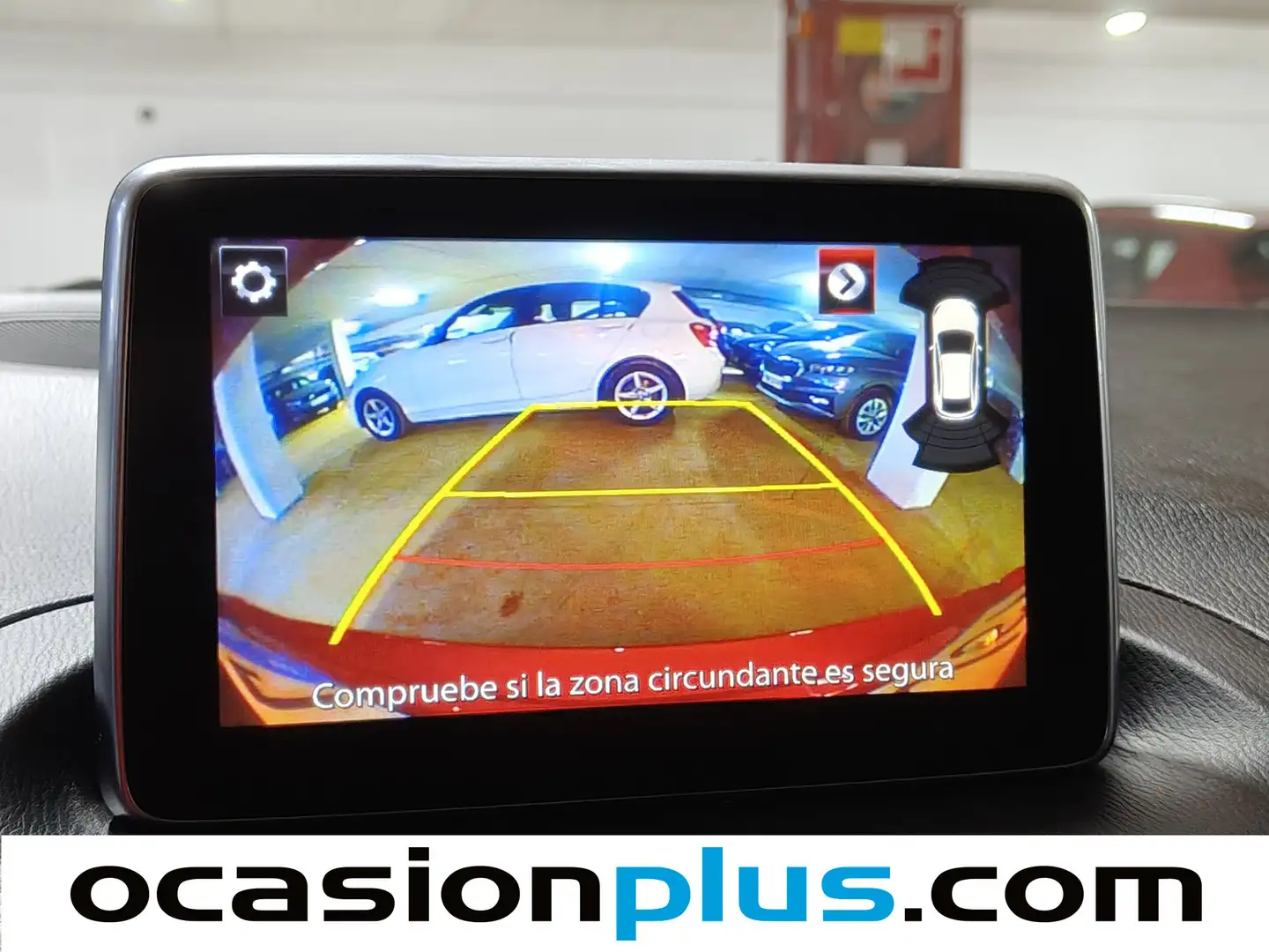 Foto Mazda Mazda3 Mazda Mazda 3 1.5 DE MT Luxury+Nav SportSedan (105 CV)