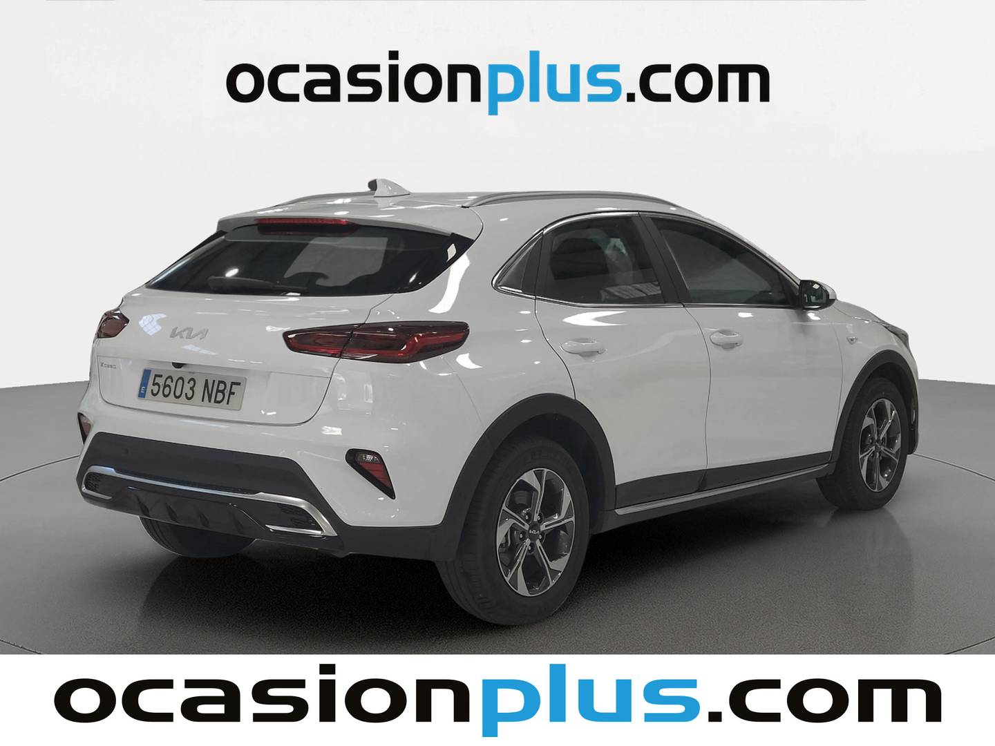 Foto trasera KIA XCeed KIA XCeed 1.0 T-GDi Drive (100 CV) derecha