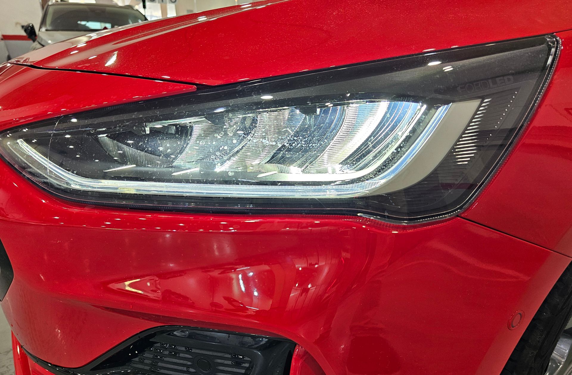 Ford Focus 1.0 EcoBoost MHEV ST-Line - foto 17