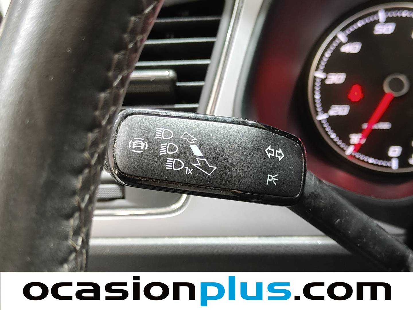 Seat León SEAT León 1.0 EcoTSI S&S Style Visio Edition (115 CV) de segunda mano