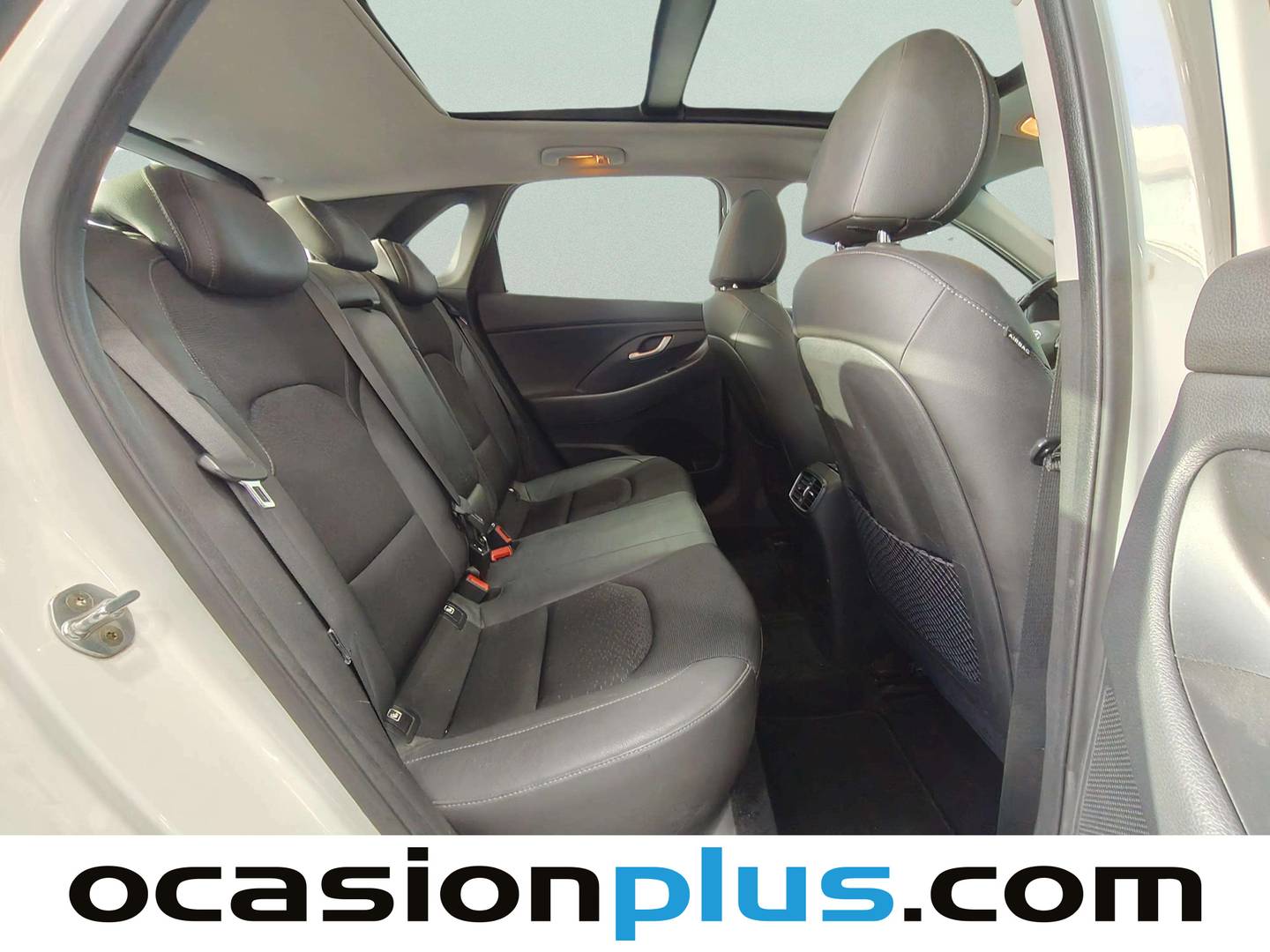 Foto Hyundai i30 Hyundai i30 1.6 CRDI Style Sky (136 CV)